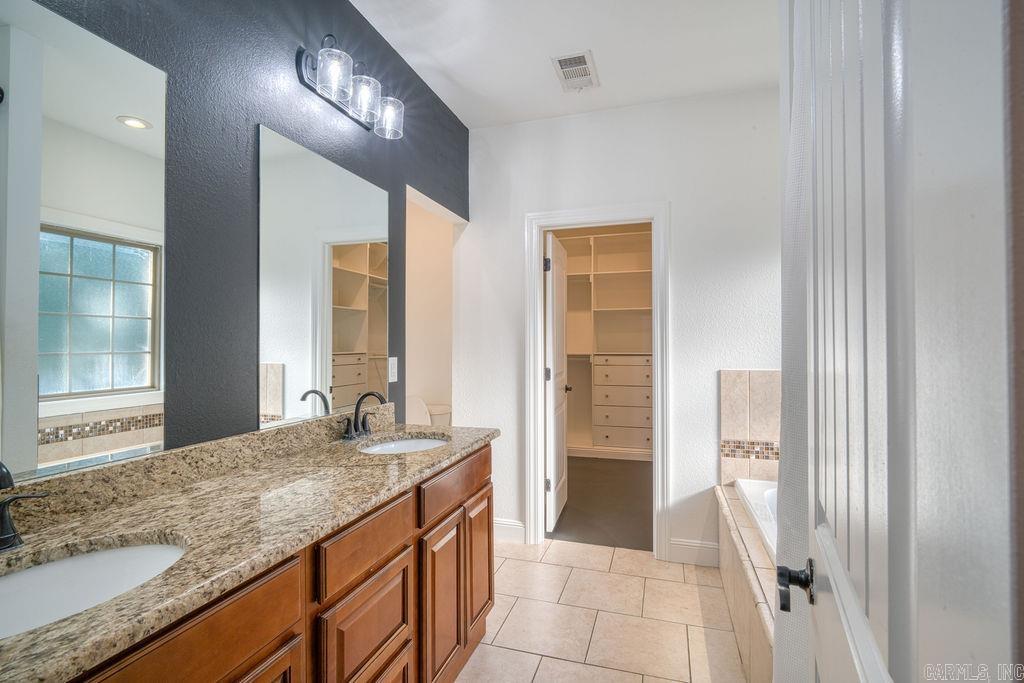 4910 Peachtree Ave  Jonesboro, AR