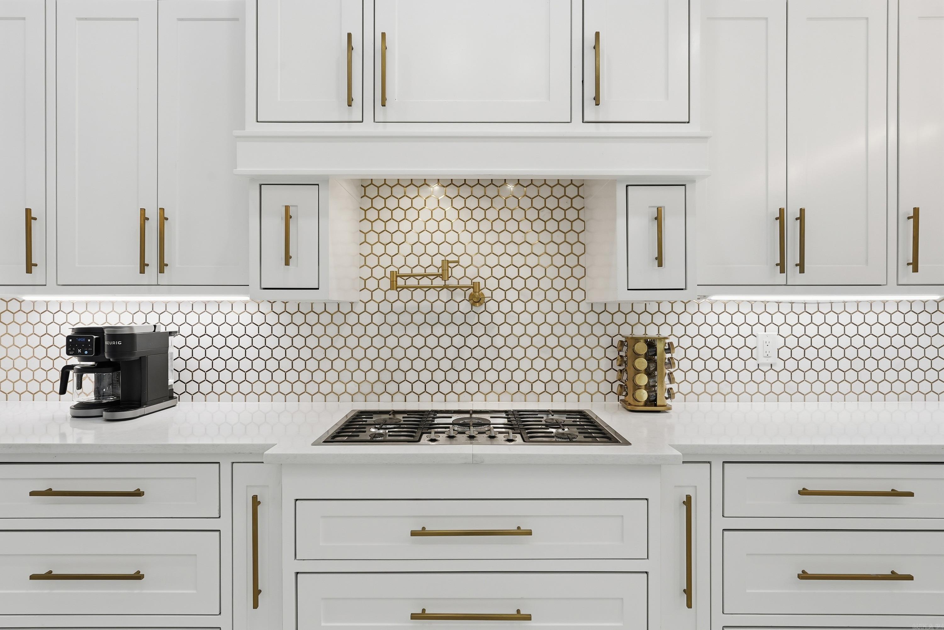 7 Oak Glen  Little Rock, AR