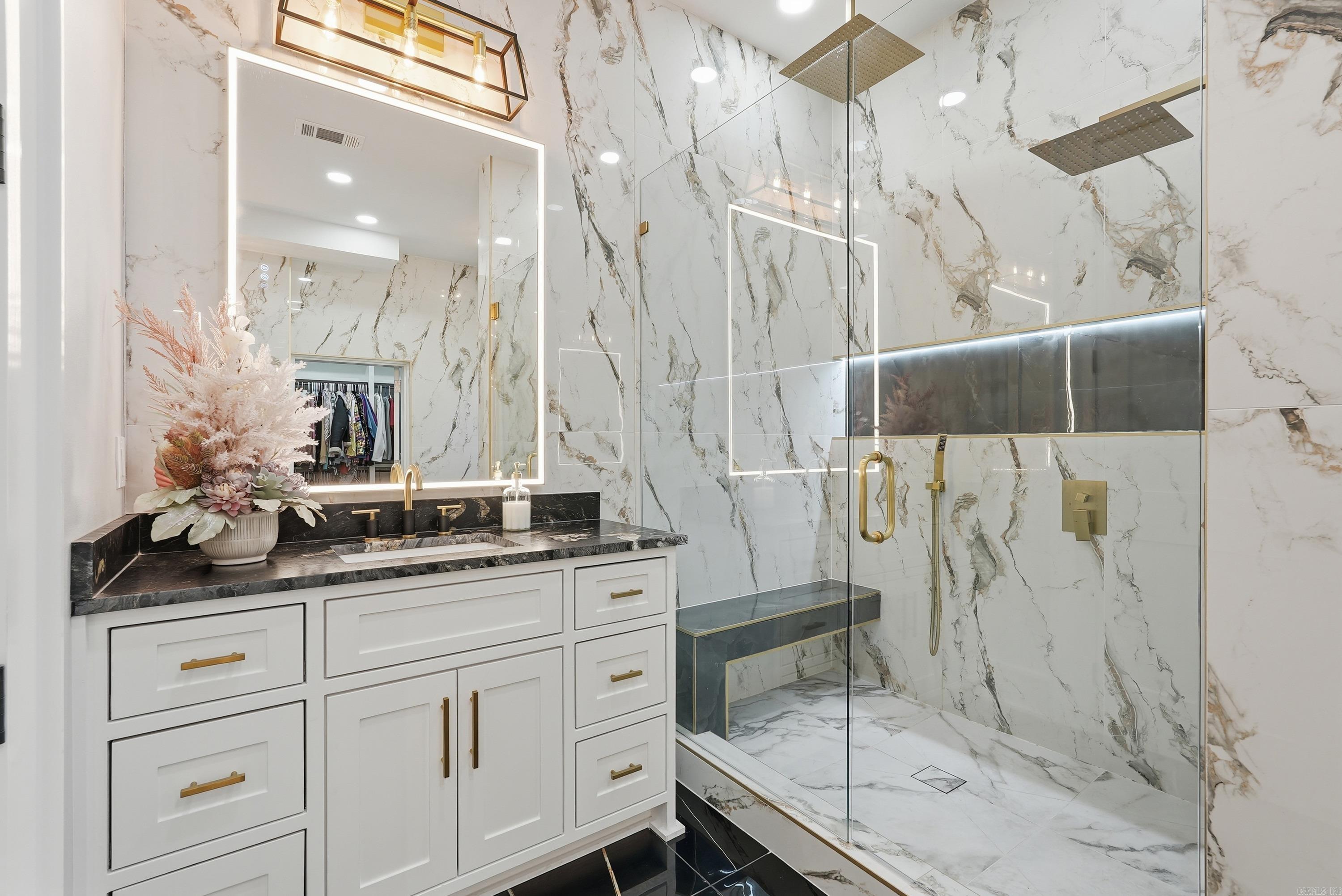 7 Oak Glen  Little Rock, AR