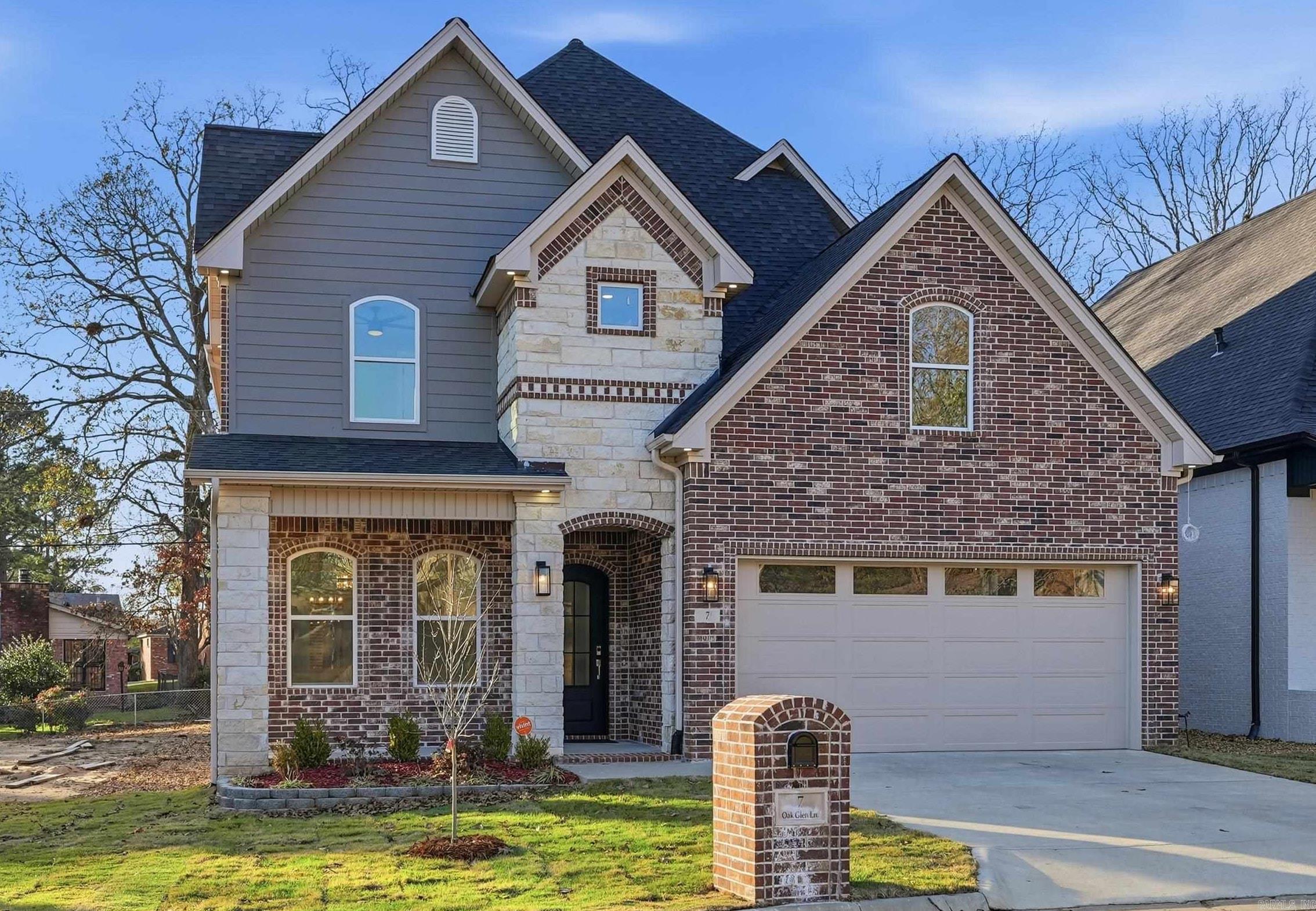 7 Oak Glen  Little Rock, AR