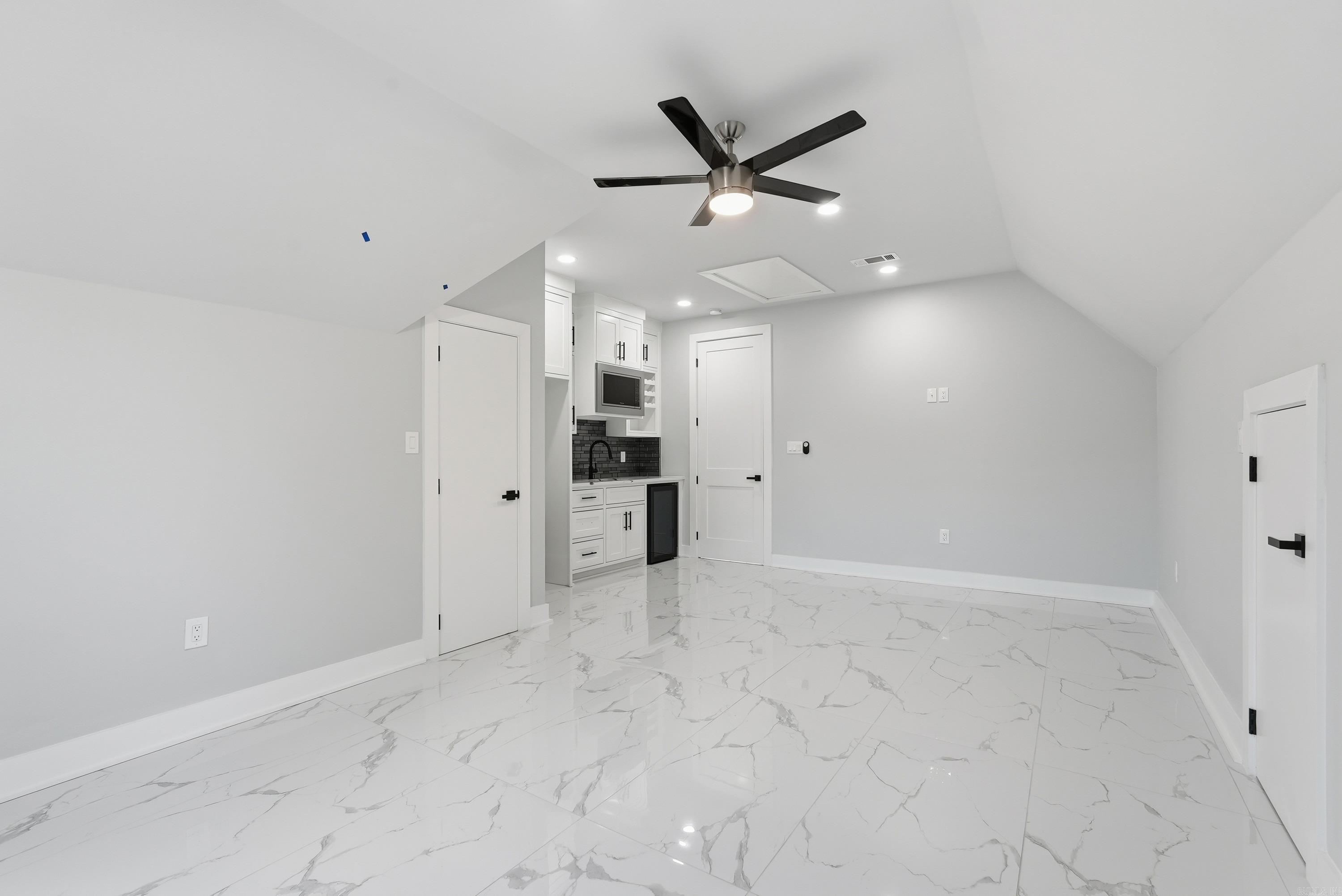 7 Oak Glen  Little Rock, AR