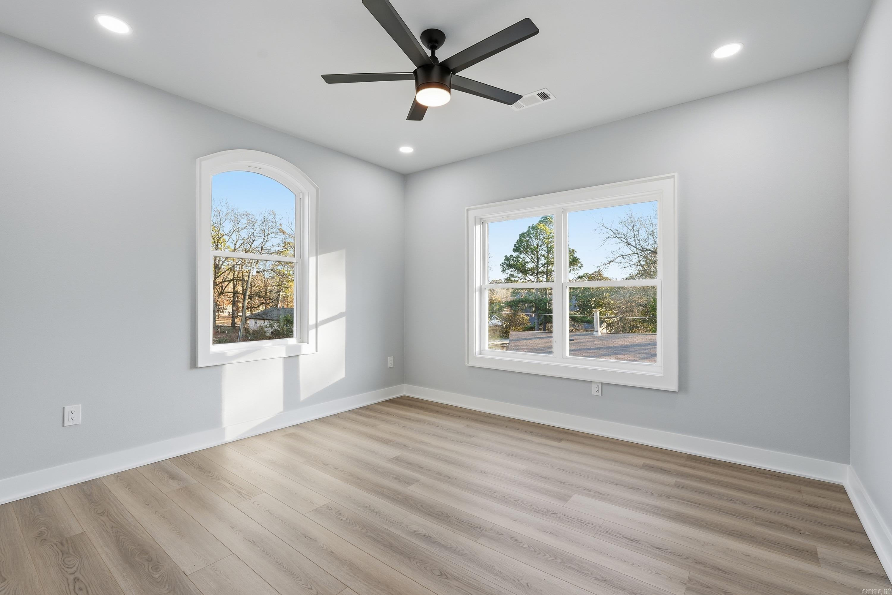 7 Oak Glen  Little Rock, AR