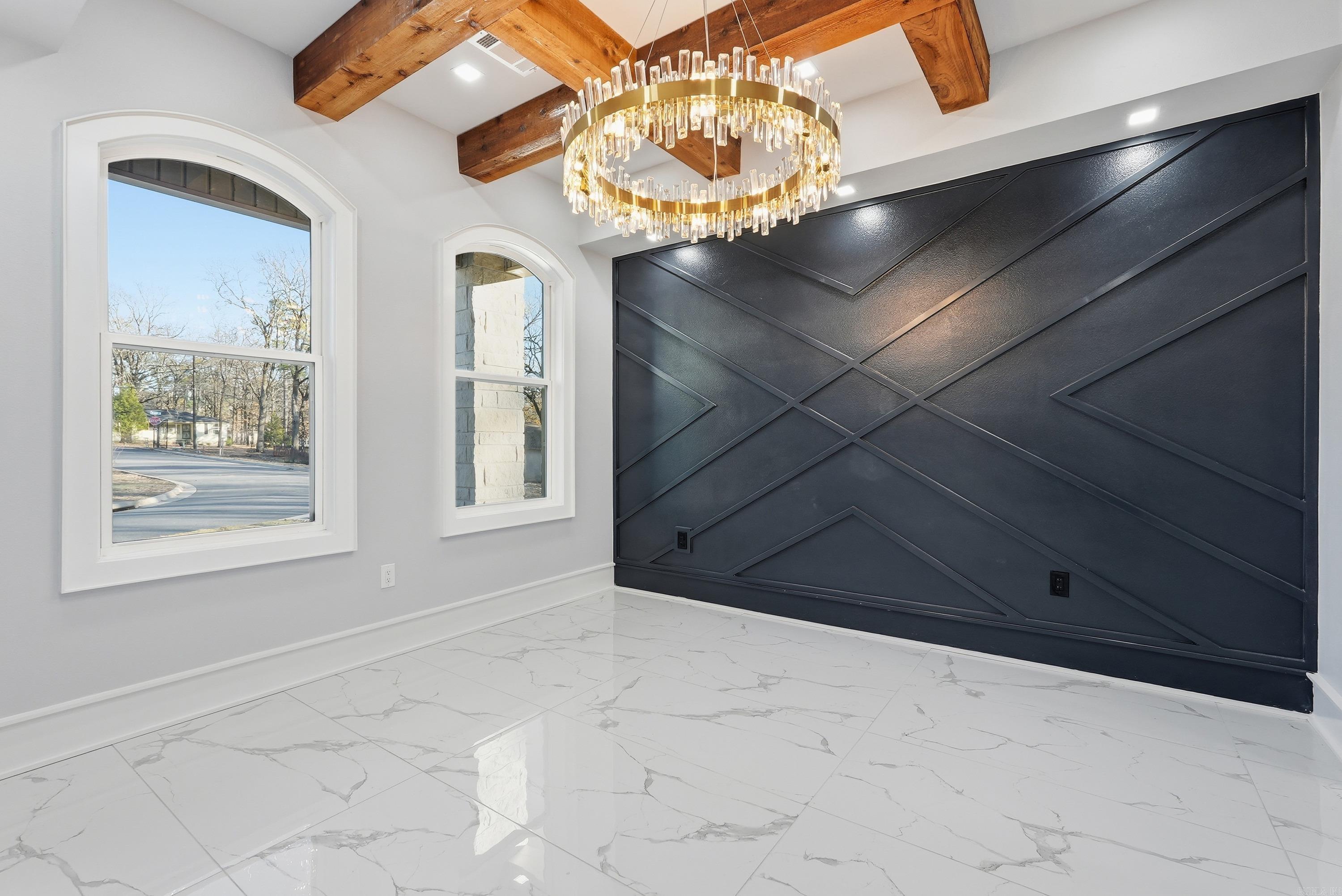 7 Oak Glen  Little Rock, AR