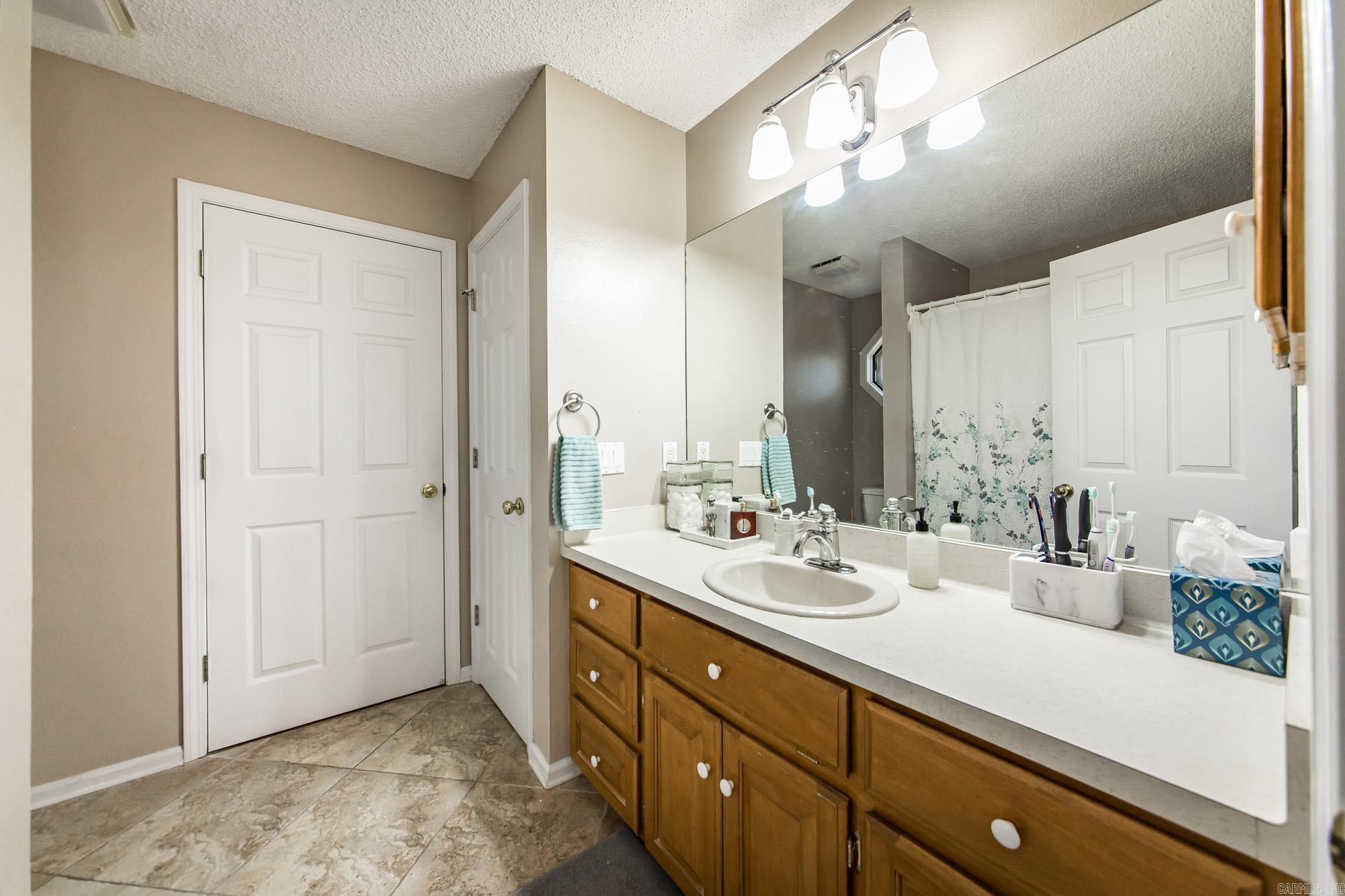 4 Miranda Lane Hot Springs Village, AR 71909