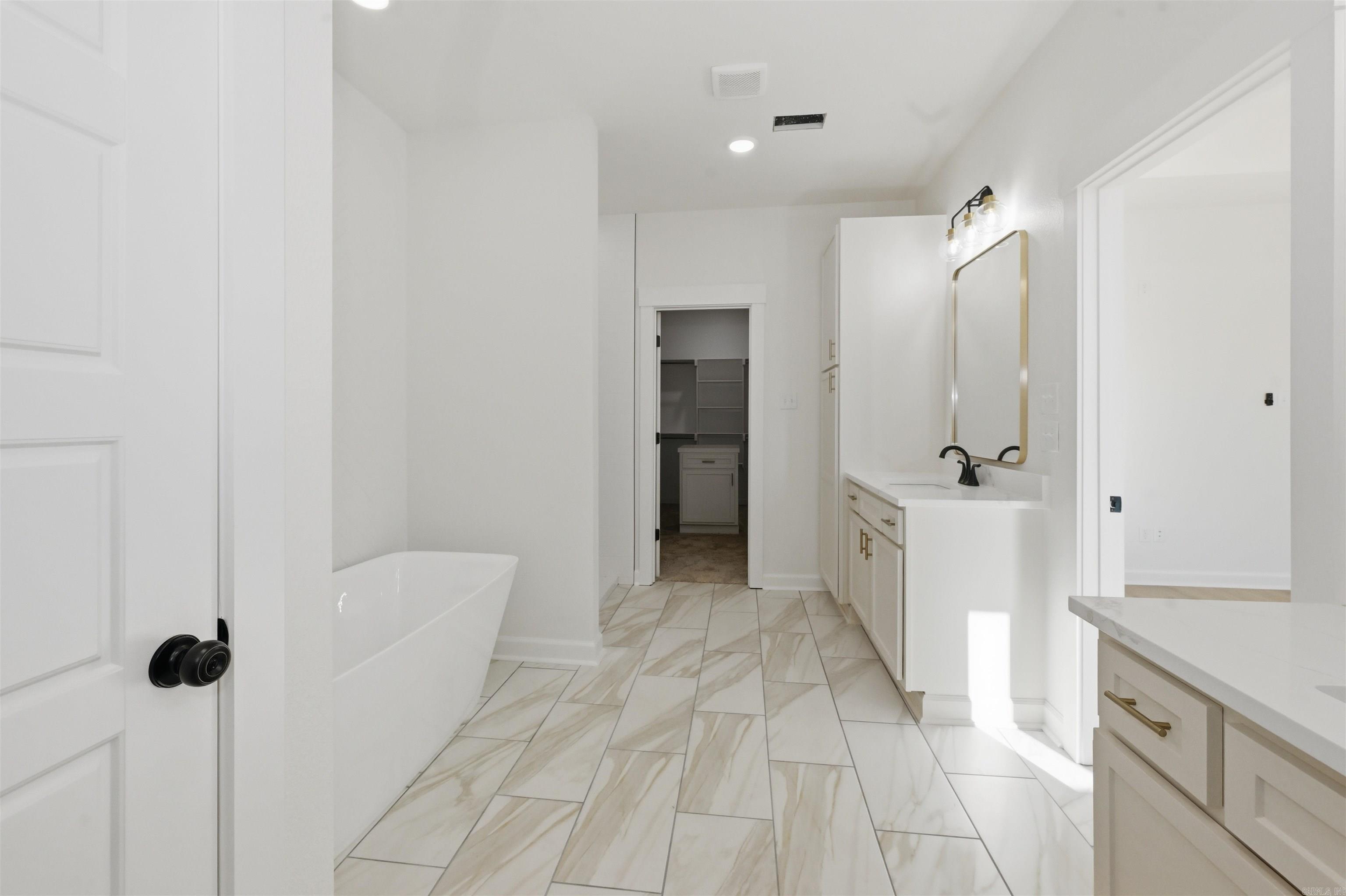 10589 West Miller Bauxite, AR 72011