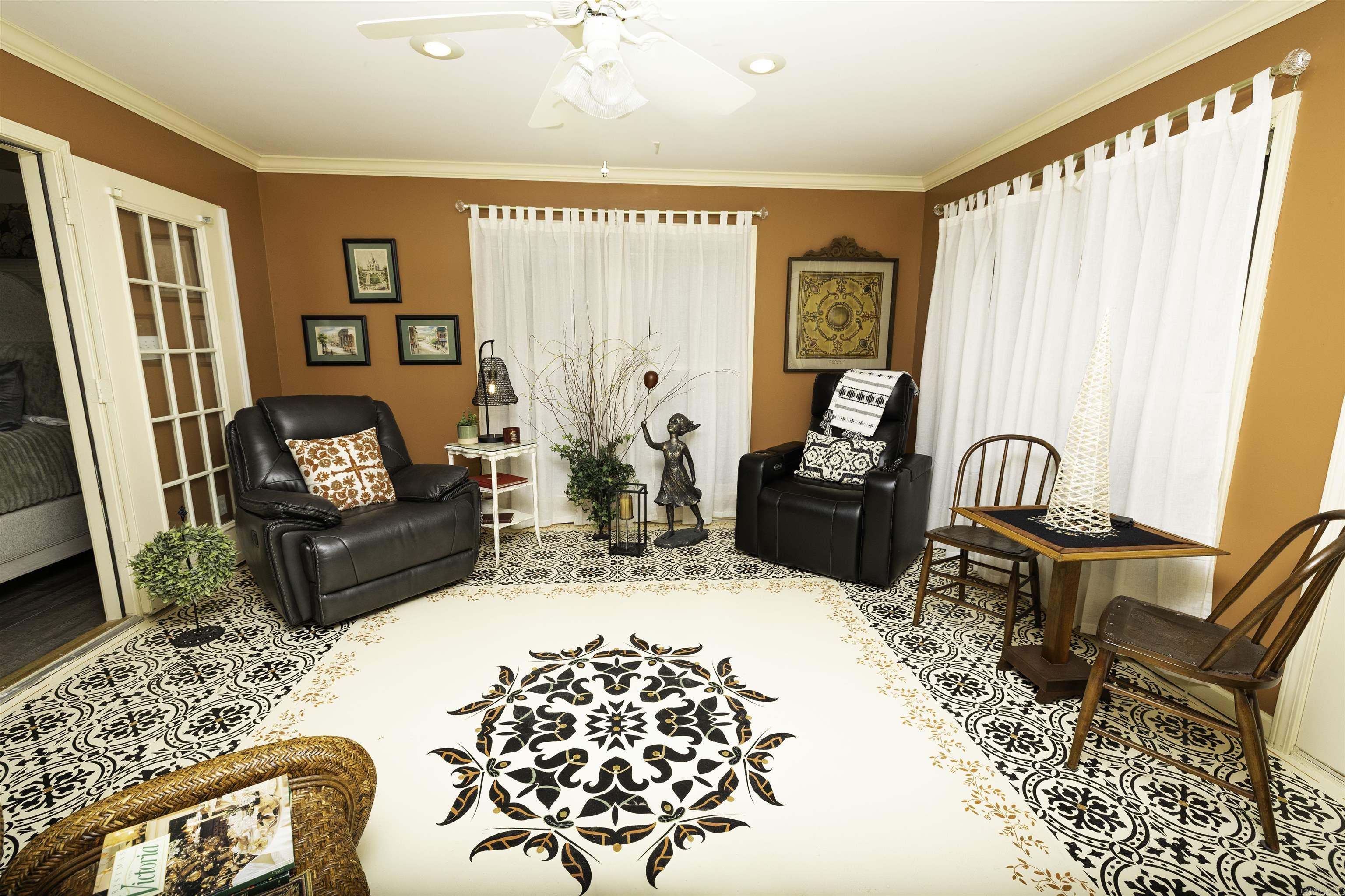 838 W 3rd  Weiner, AR