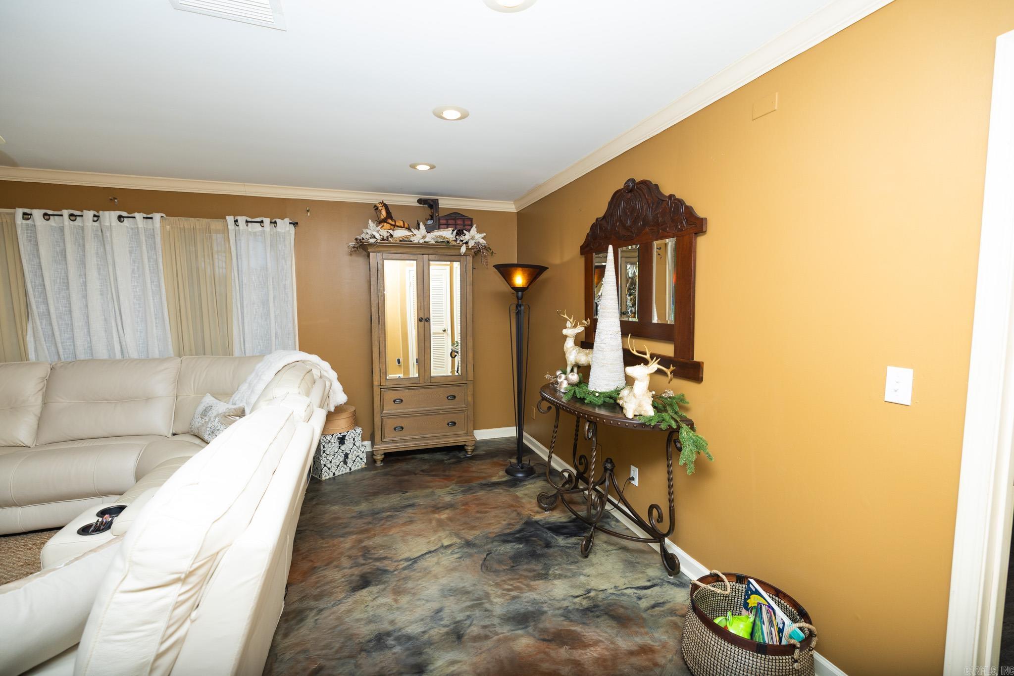 838 W 3rd  Weiner, AR