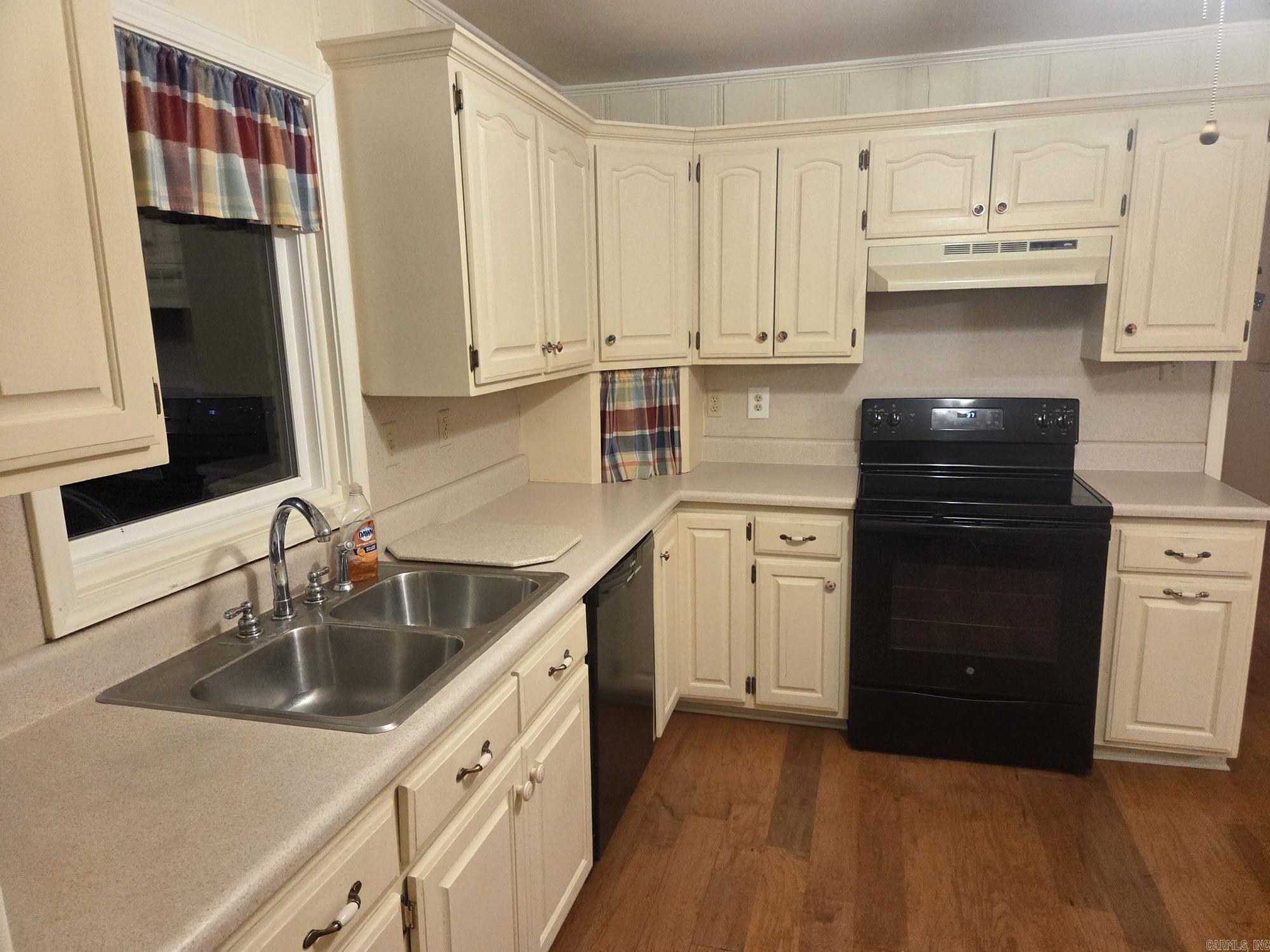 1405 Hillcrest  Searcy, AR