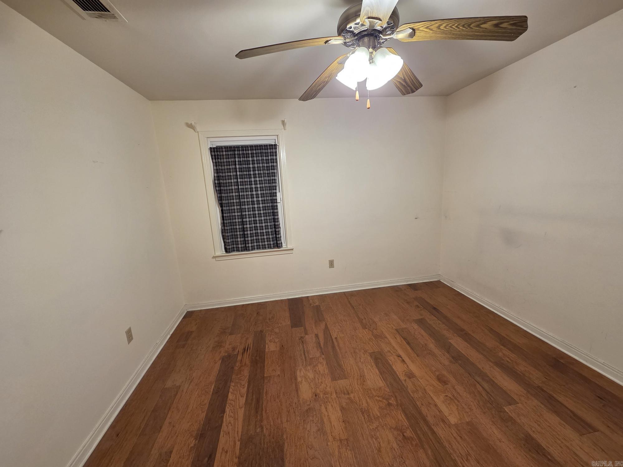 1405 Hillcrest  Searcy, AR