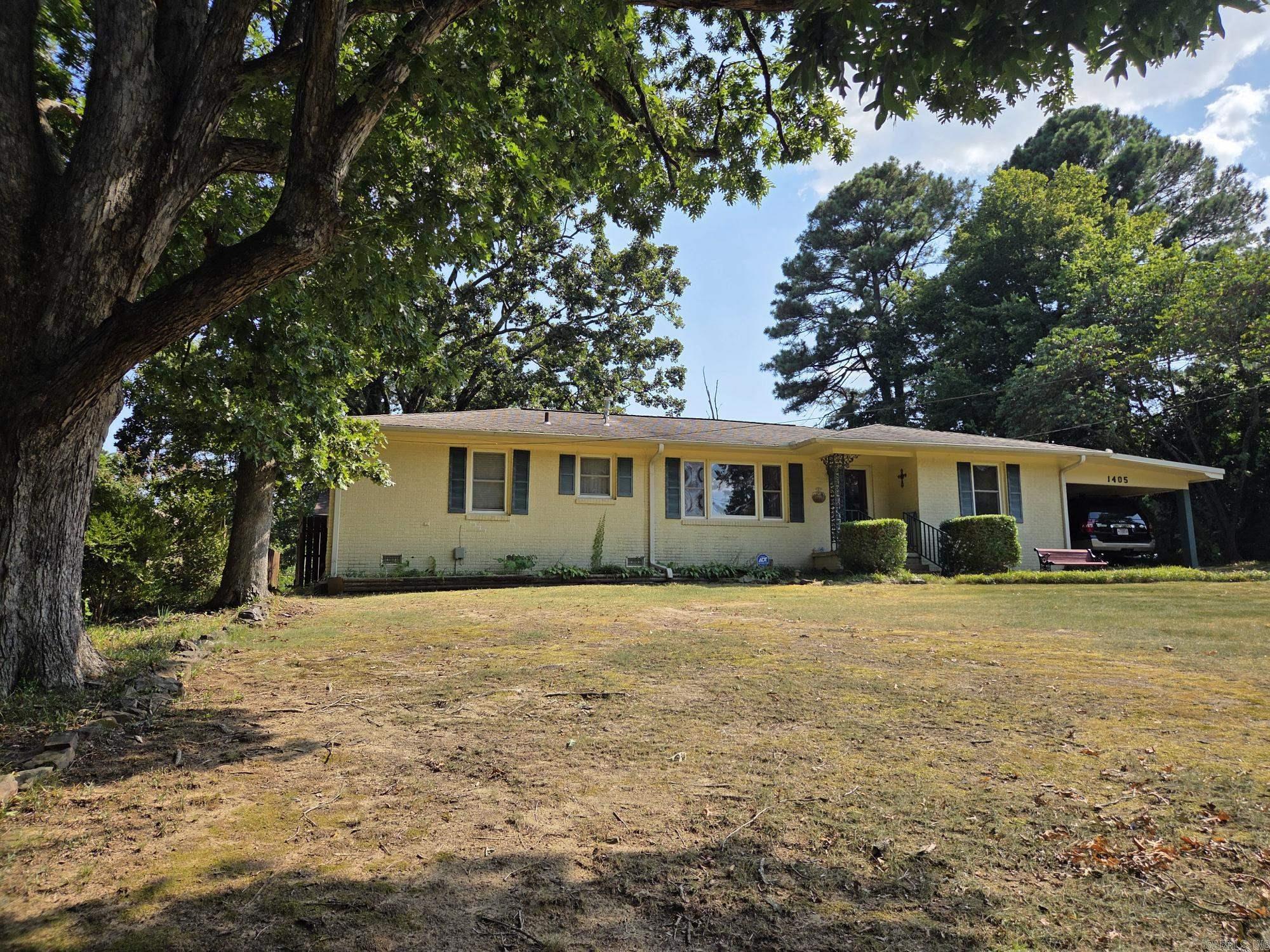 1405 Hillcrest  Searcy, AR