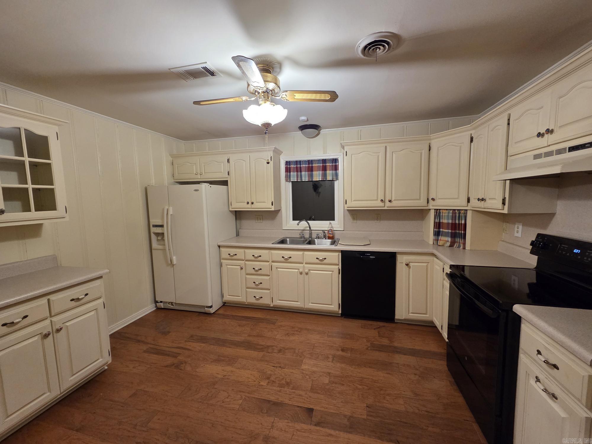 1405 Hillcrest  Searcy, AR