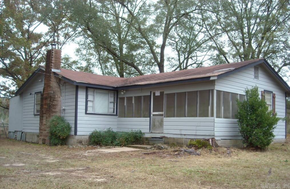 715 Oakland  Strong, AR