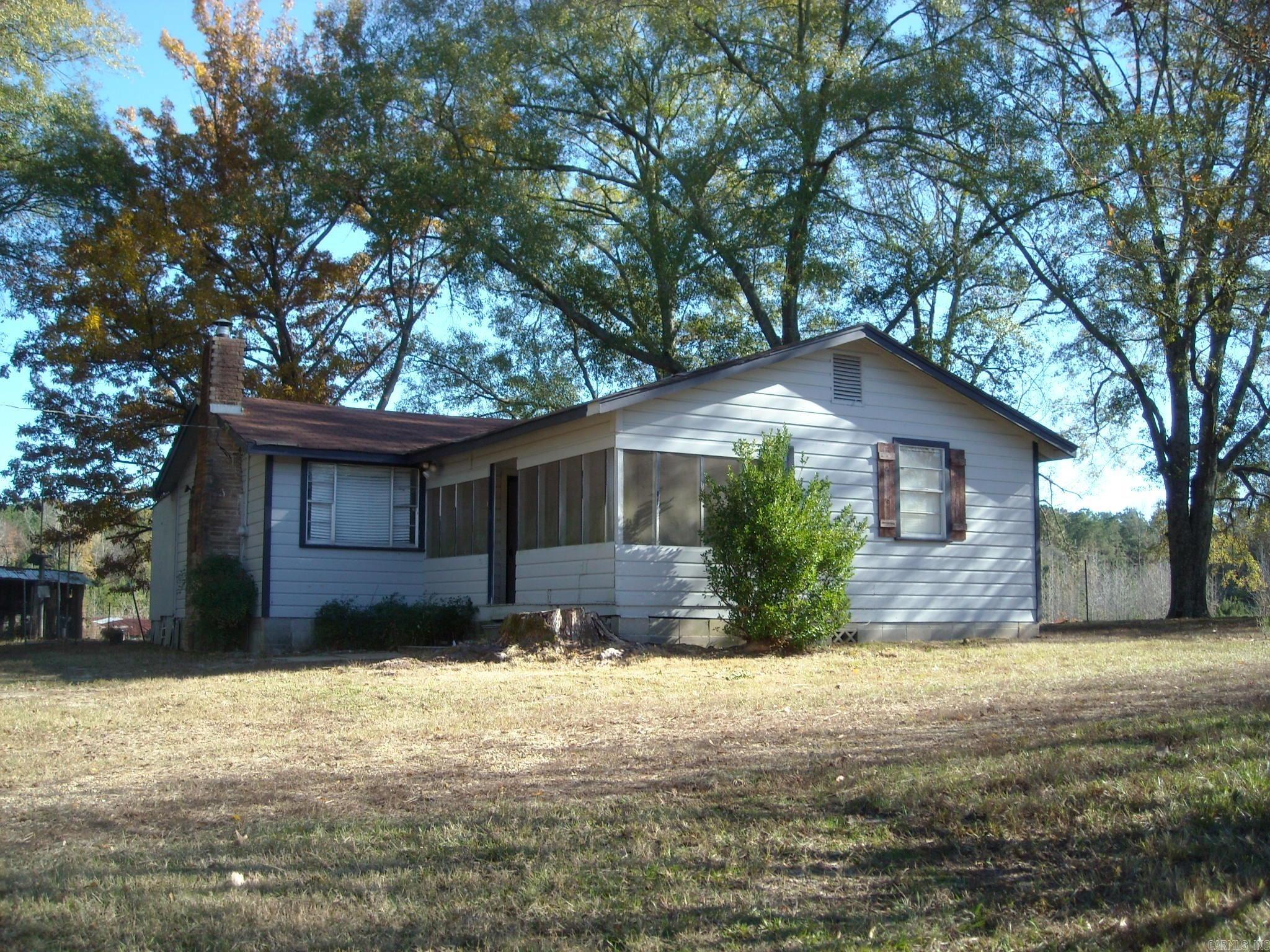 715 Oakland  Strong, AR