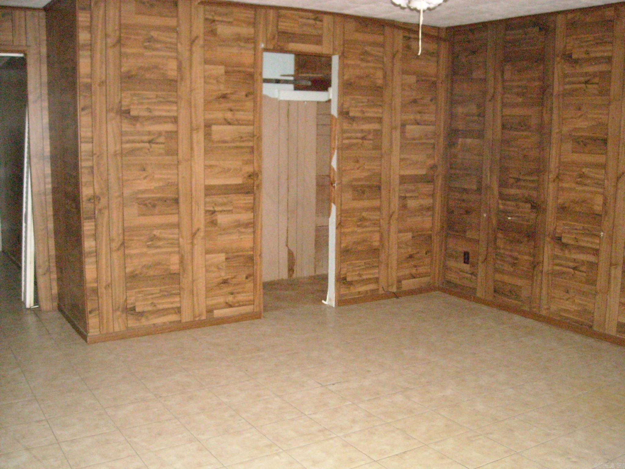 715 Oakland  Strong, AR