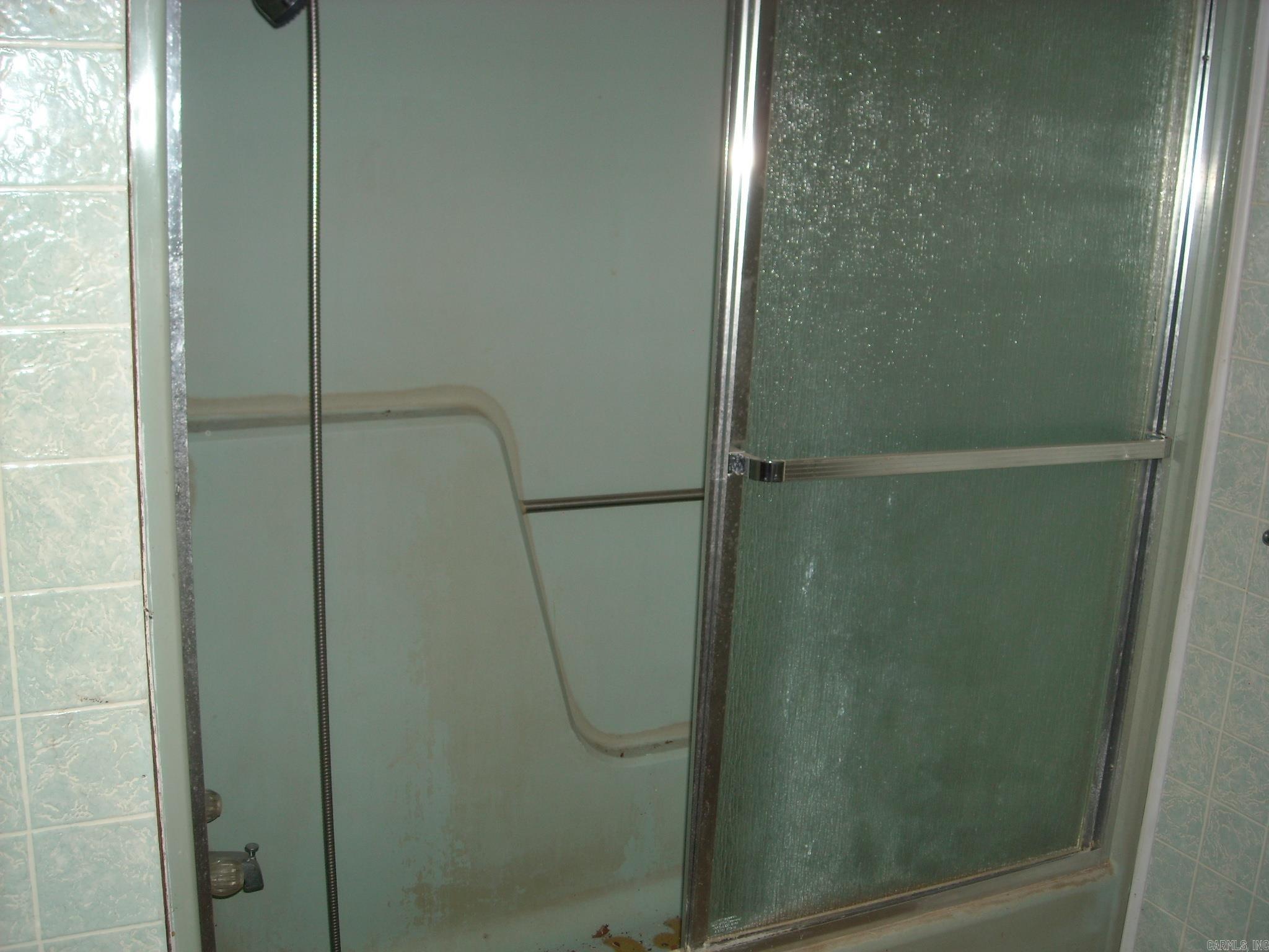 715 Oakland  Strong, AR