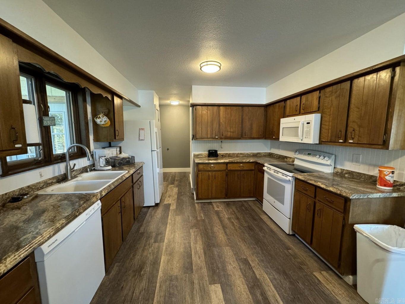 1211 S Edgewater  Horseshoe Bend, AR