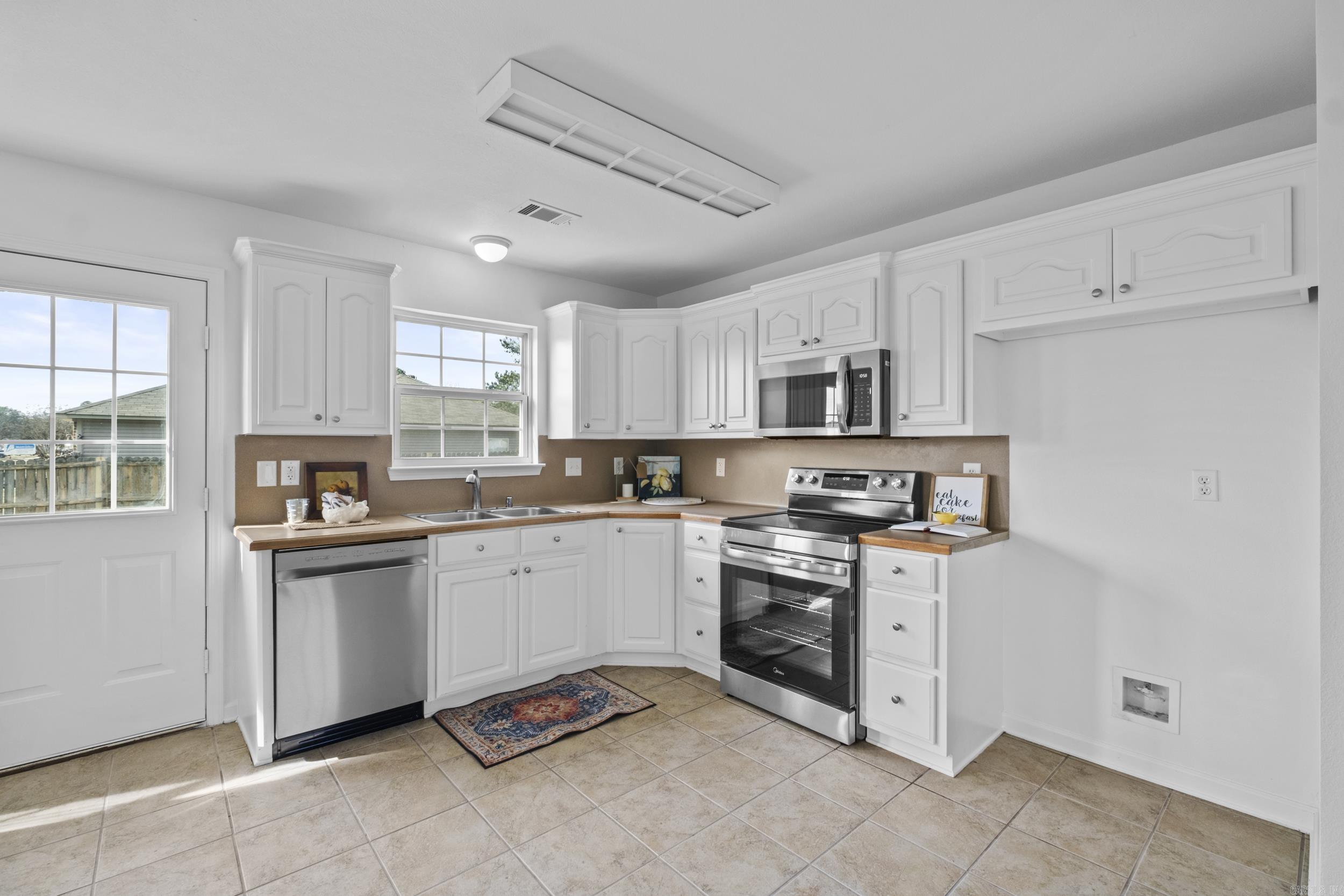 401 W Valentine Rd  Jacksonville, AR