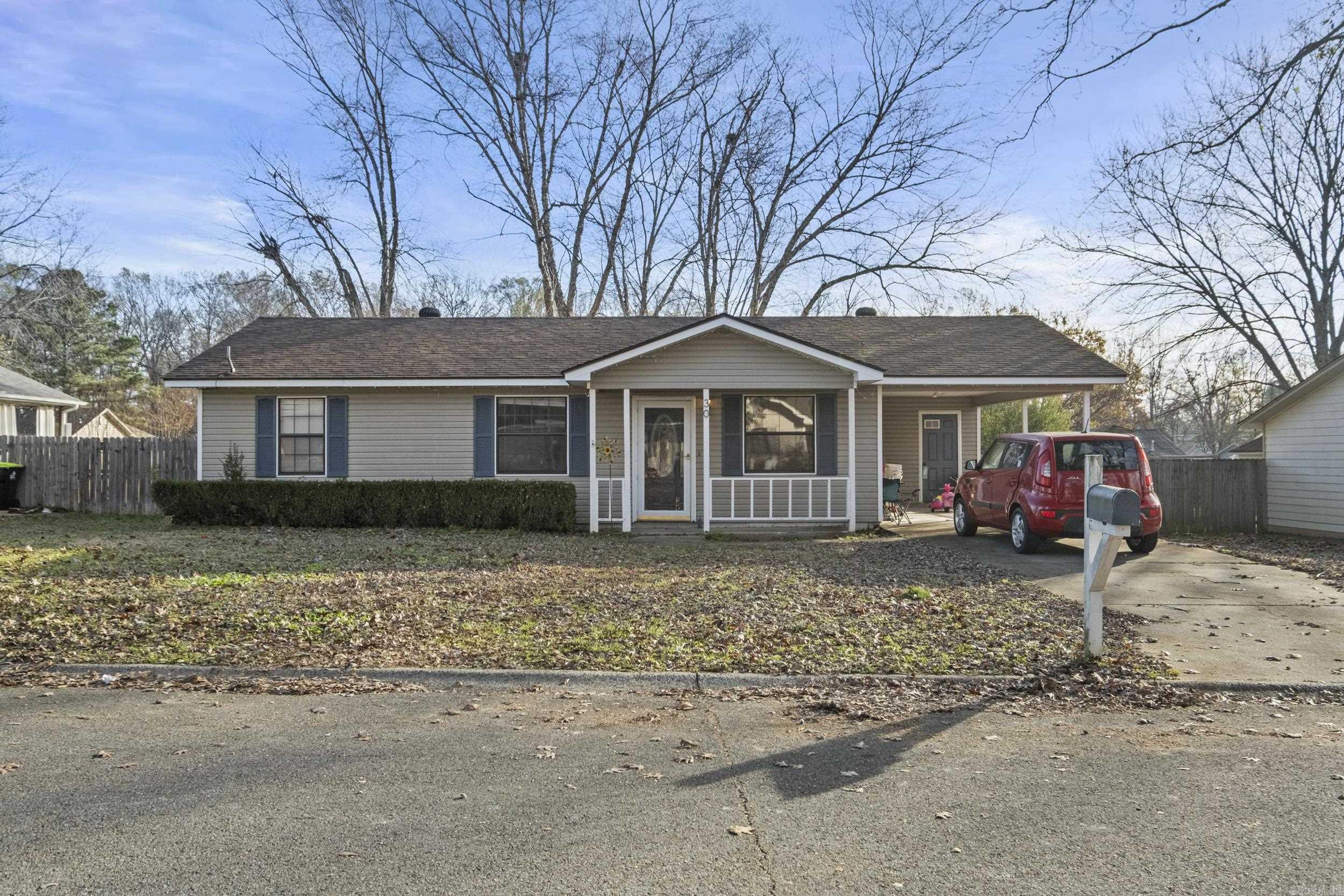 30 Mcarthur Dr Drive