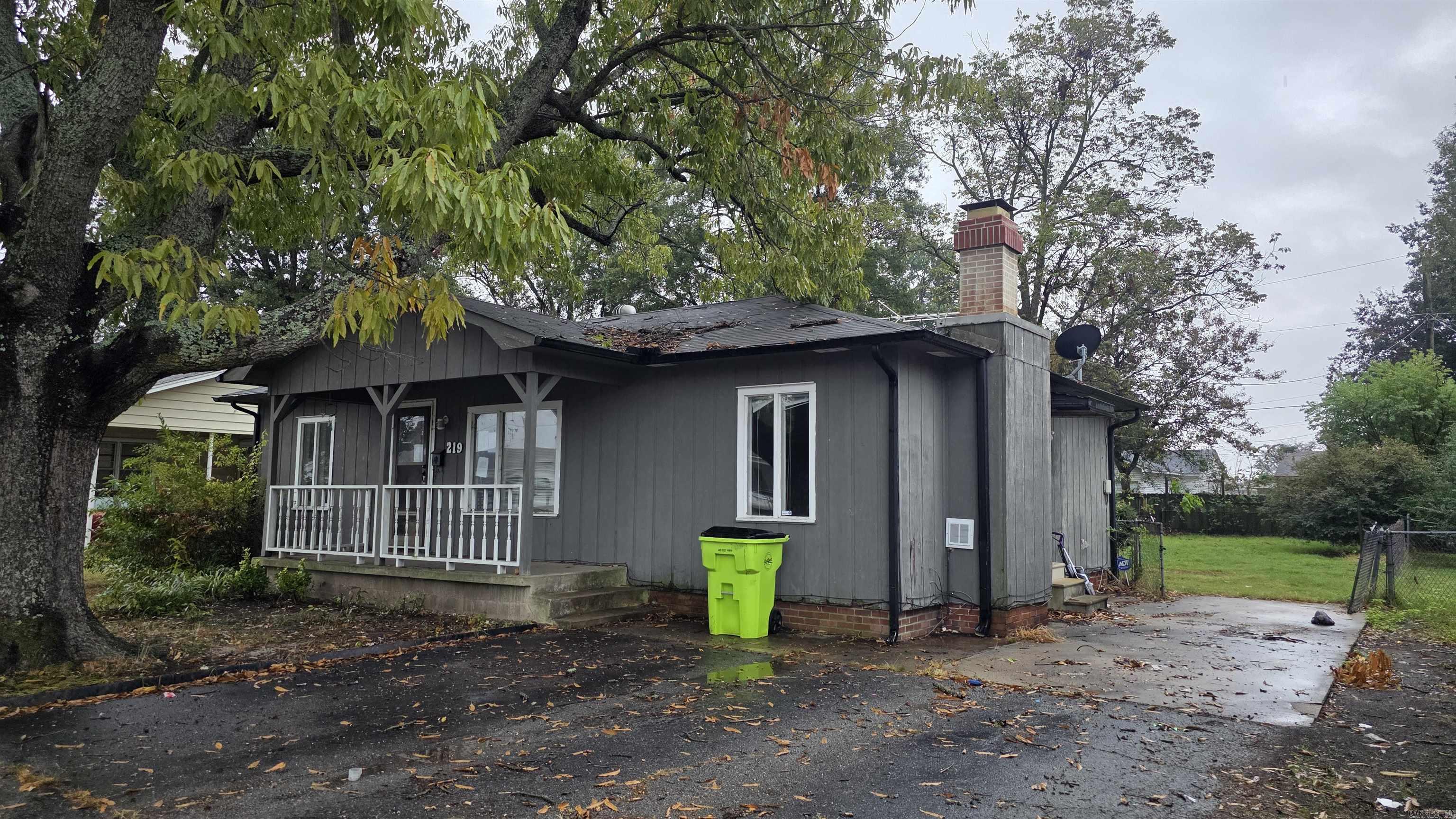 219 W 20Th St  Stuttgart, AR