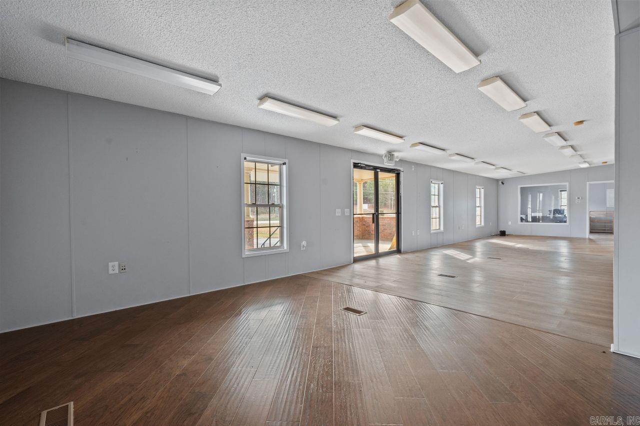 3835 N Hwy 7  Hot Springs Village, AR