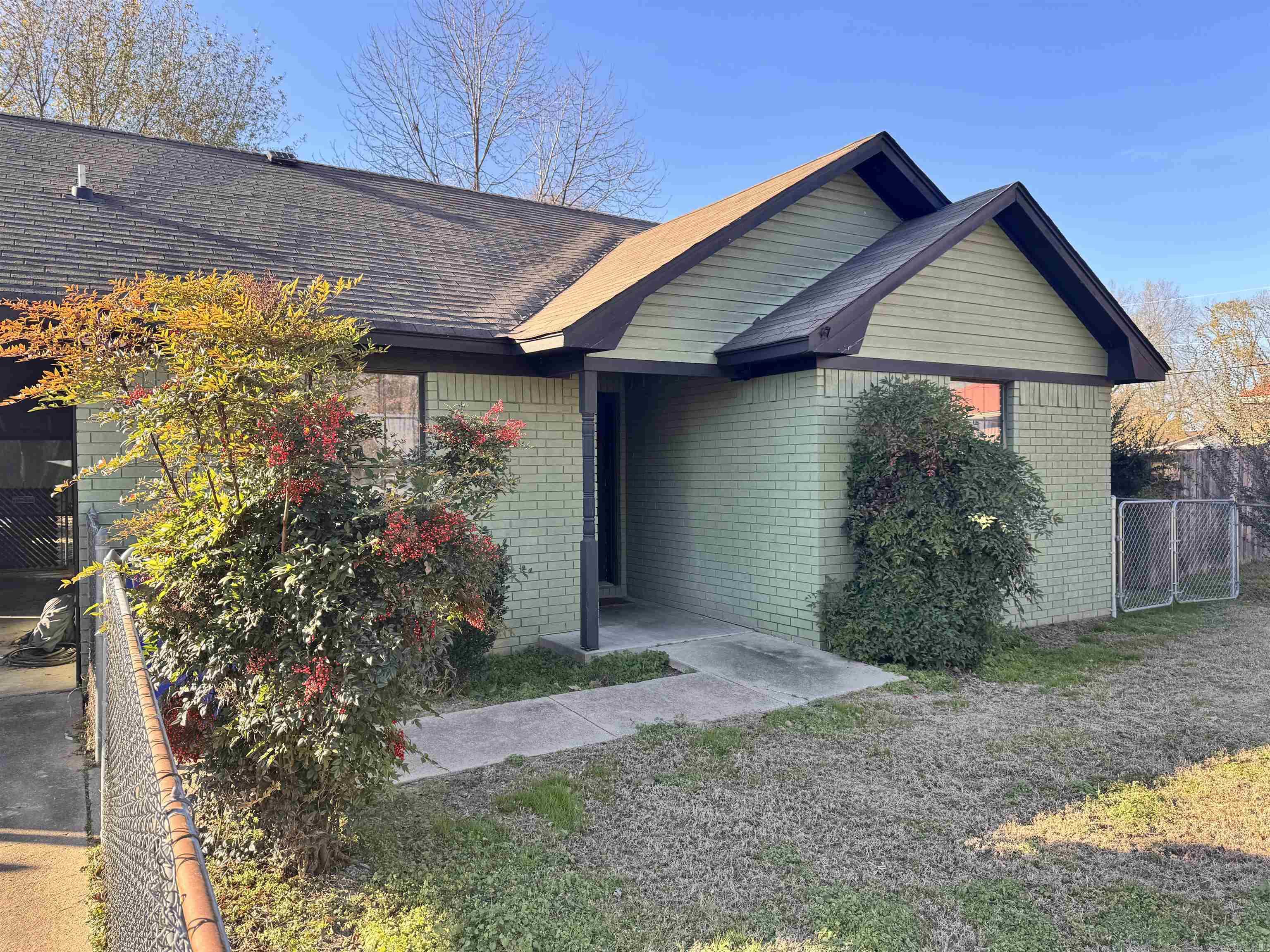 49 Garrett  Greenbrier, AR