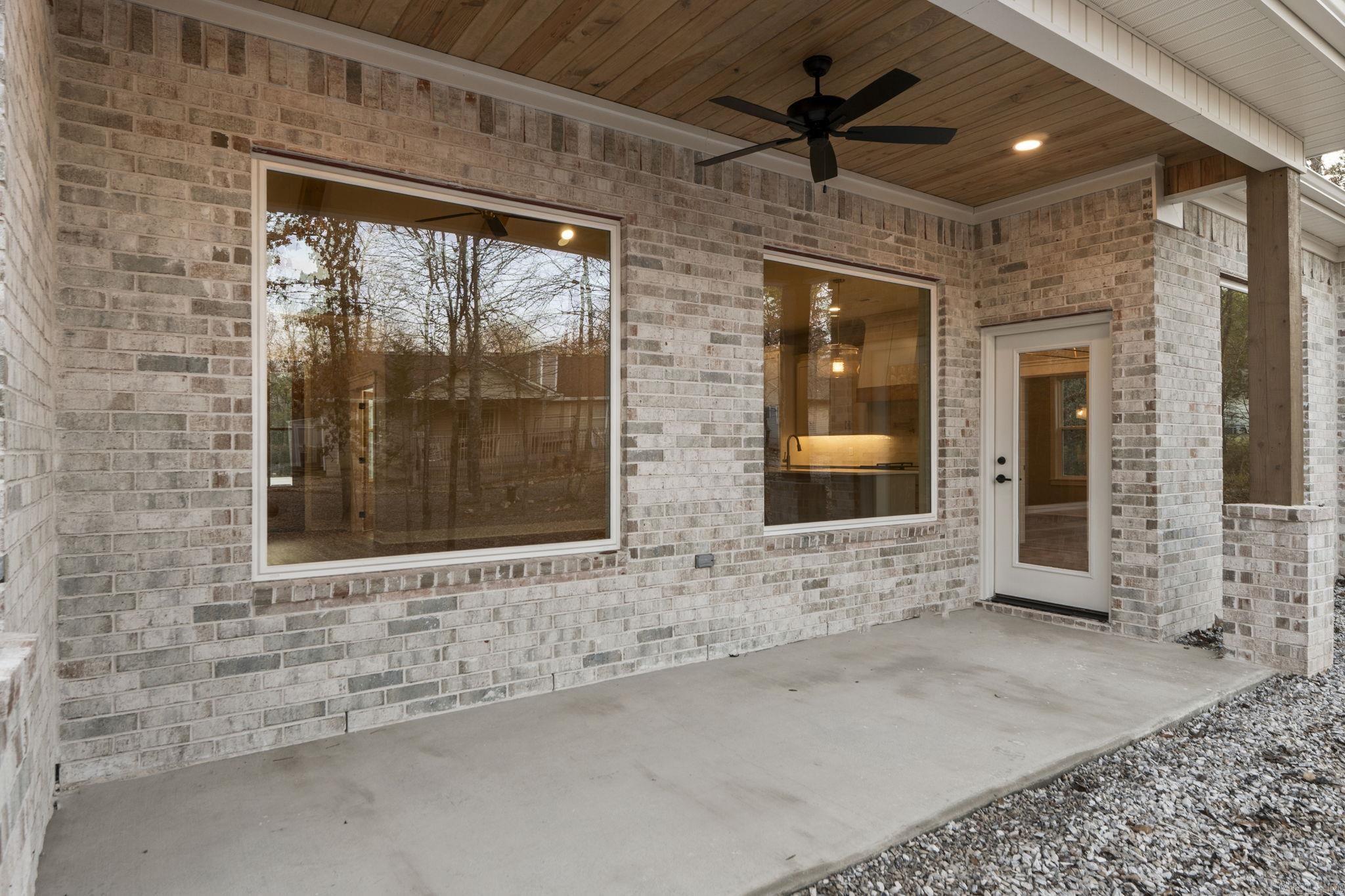 36 Sorpresa Way  Hot Springs Village, AR