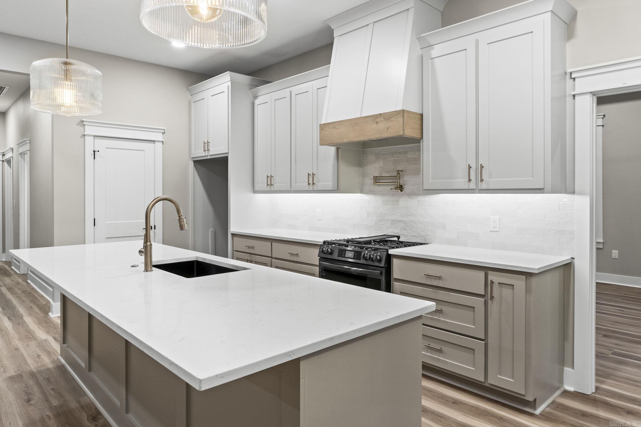 36 Sorpresa Way  Hot Springs Village, AR