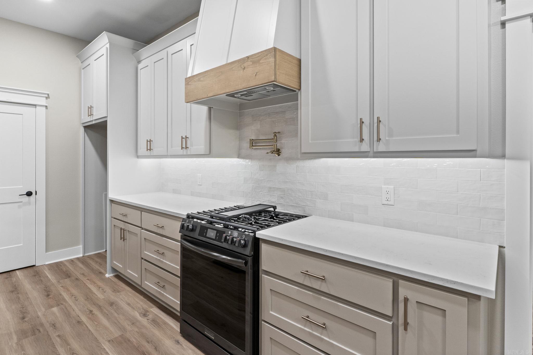 36 Sorpresa Way  Hot Springs Village, AR