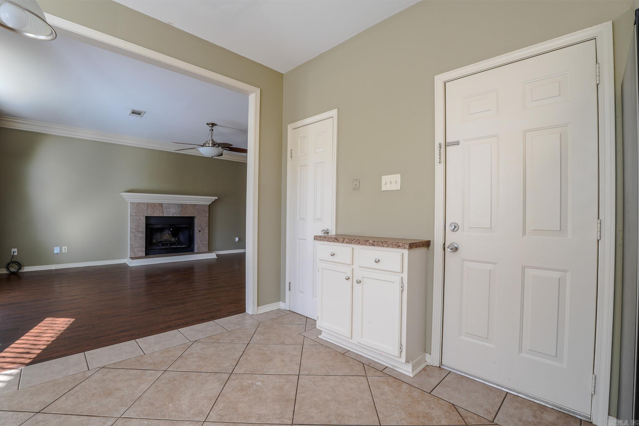 8 Wagon Wheel  Little Rock, AR