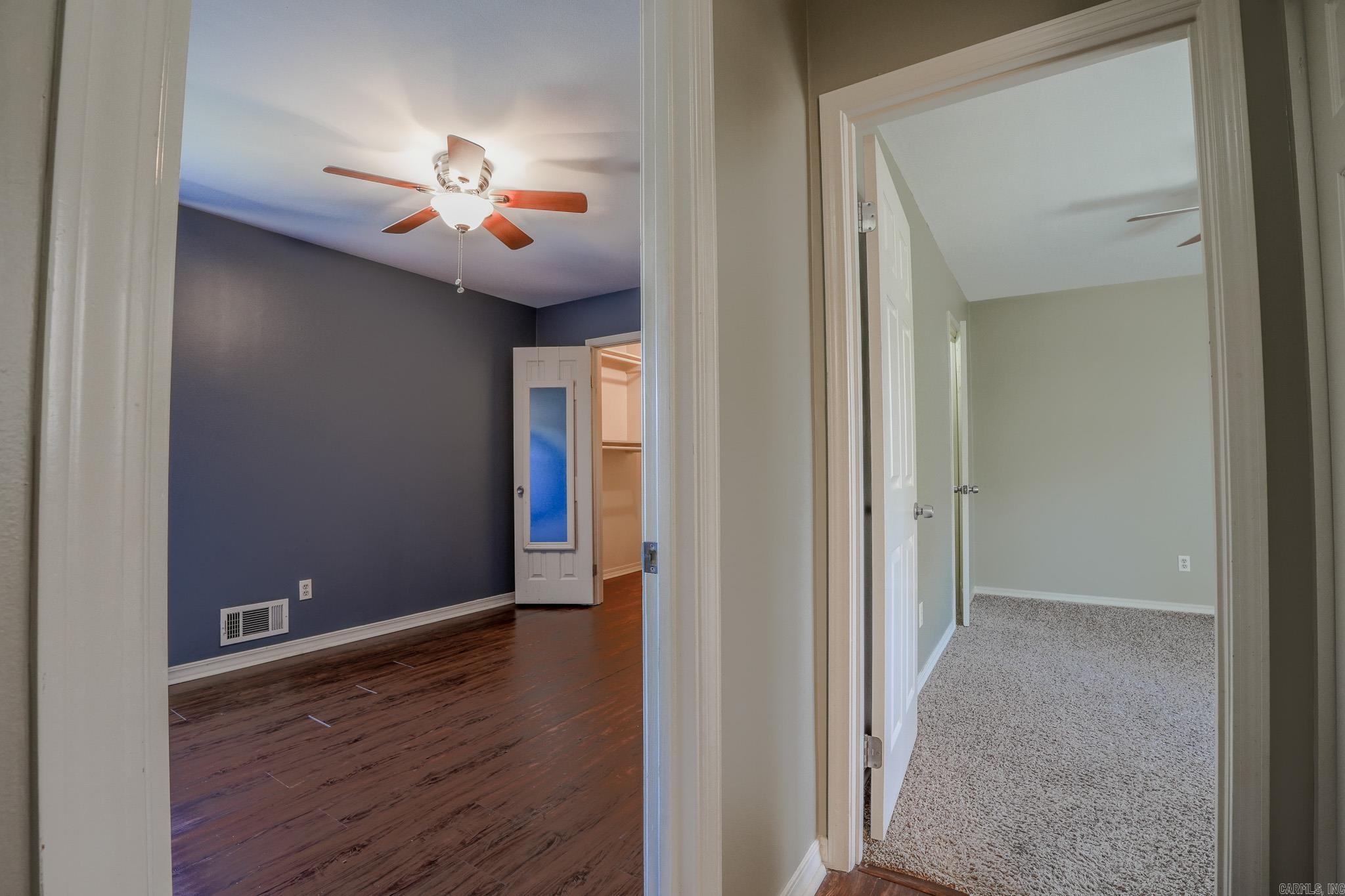 8 Wagon Wheel  Little Rock, AR