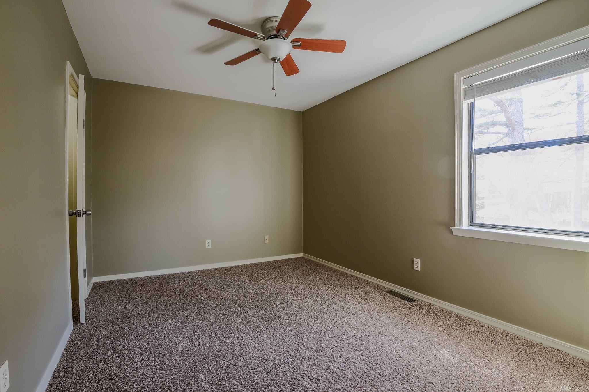 8 Wagon Wheel  Little Rock, AR