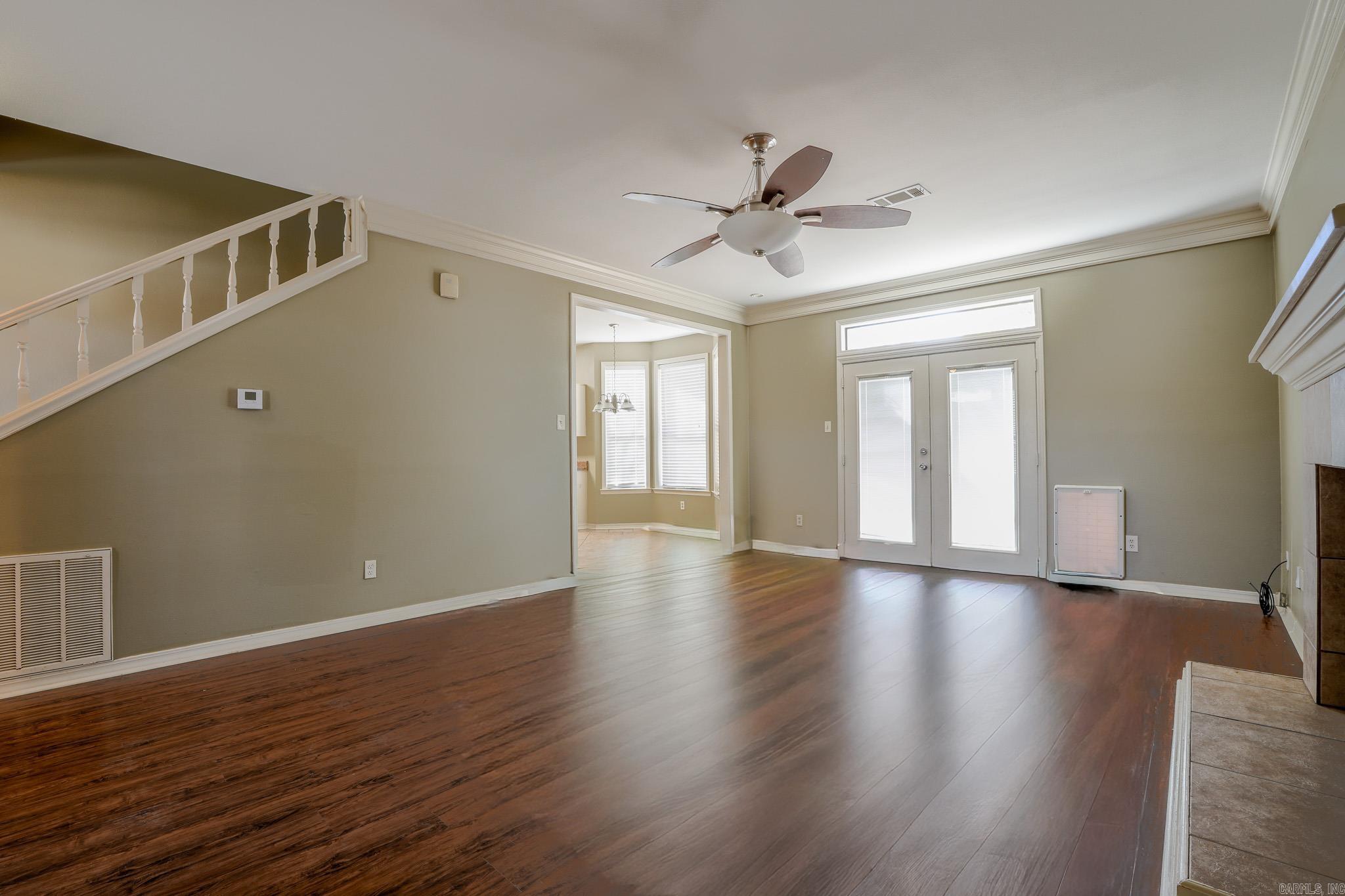 8 Wagon Wheel  Little Rock, AR