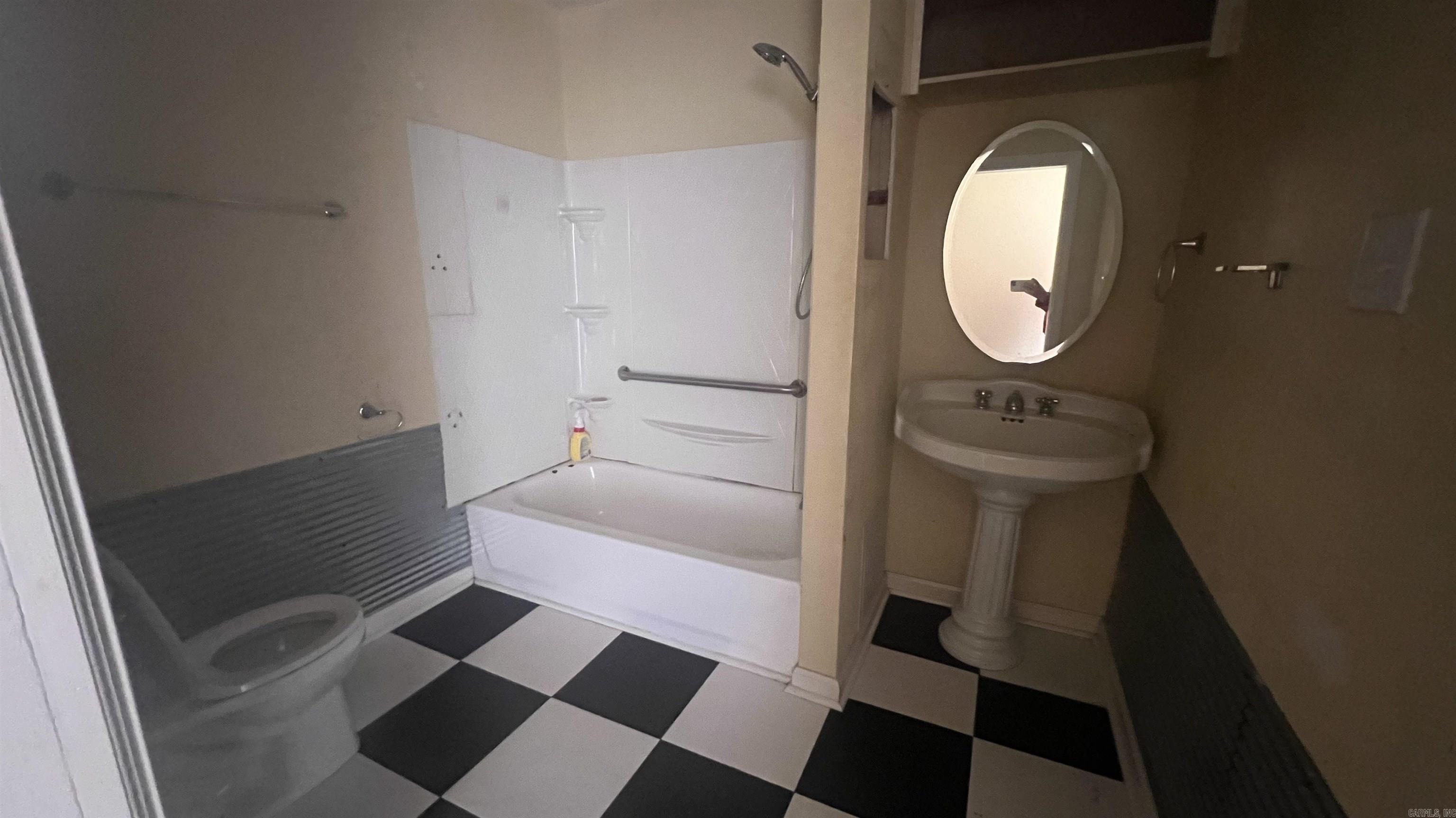 607 N Morrill  Morrilton, AR