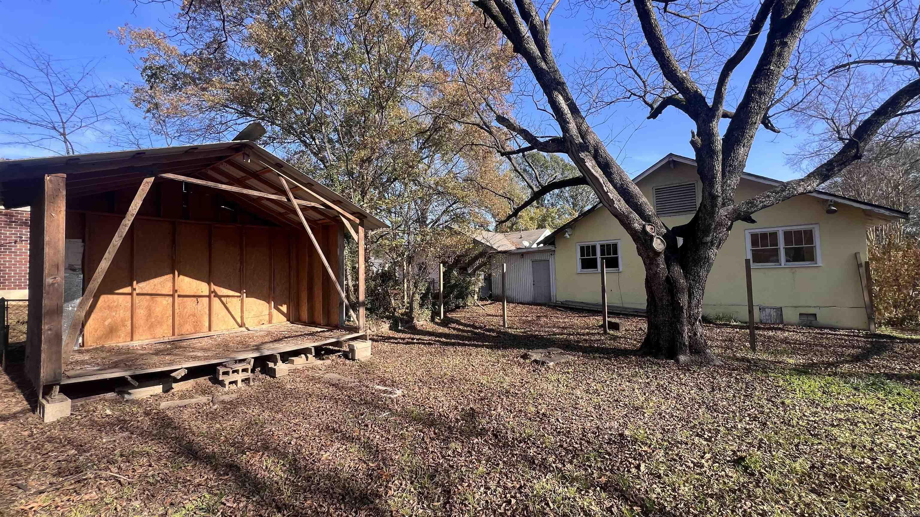 607 N Morrill  Morrilton, AR