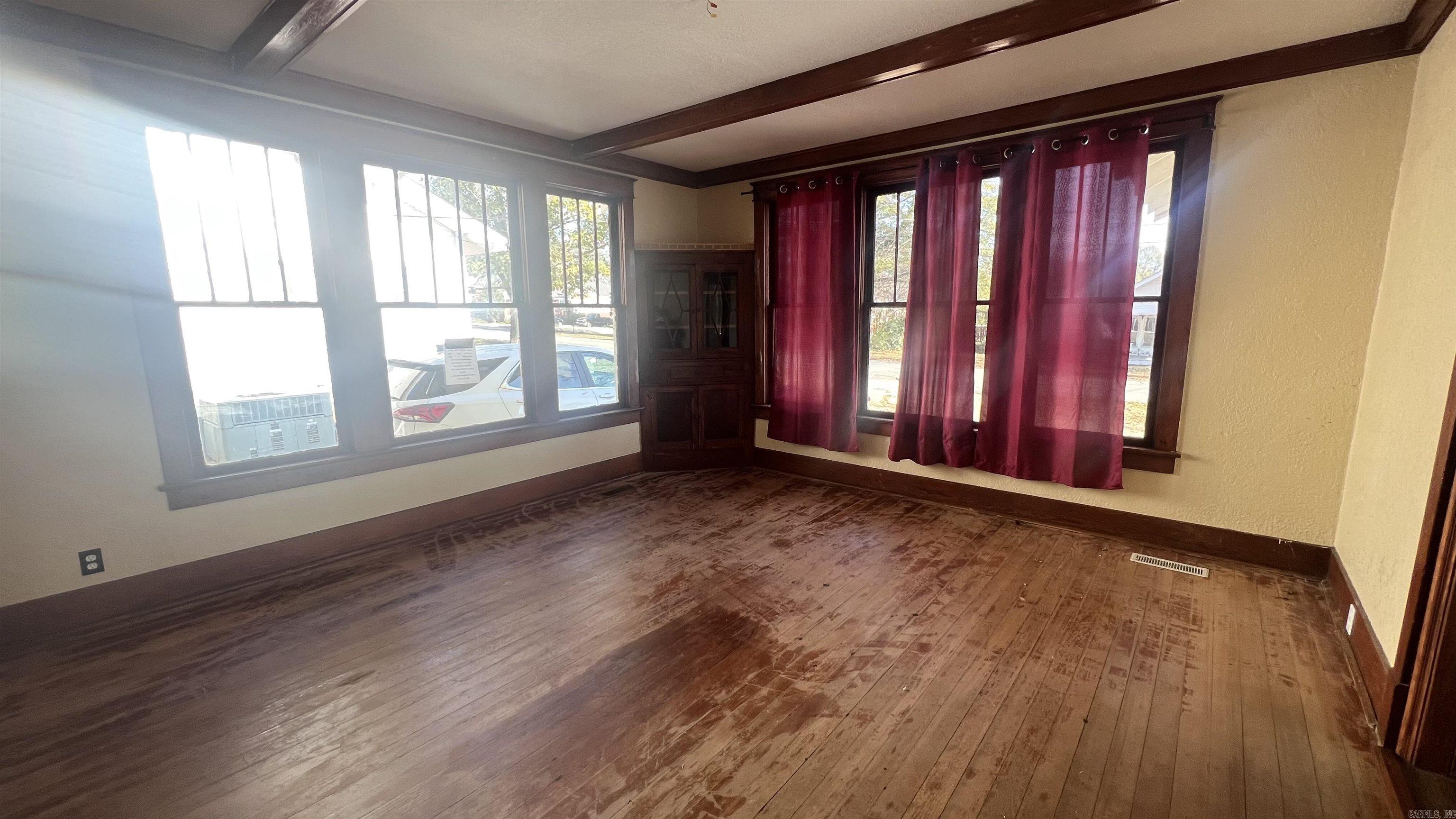 607 N Morrill  Morrilton, AR