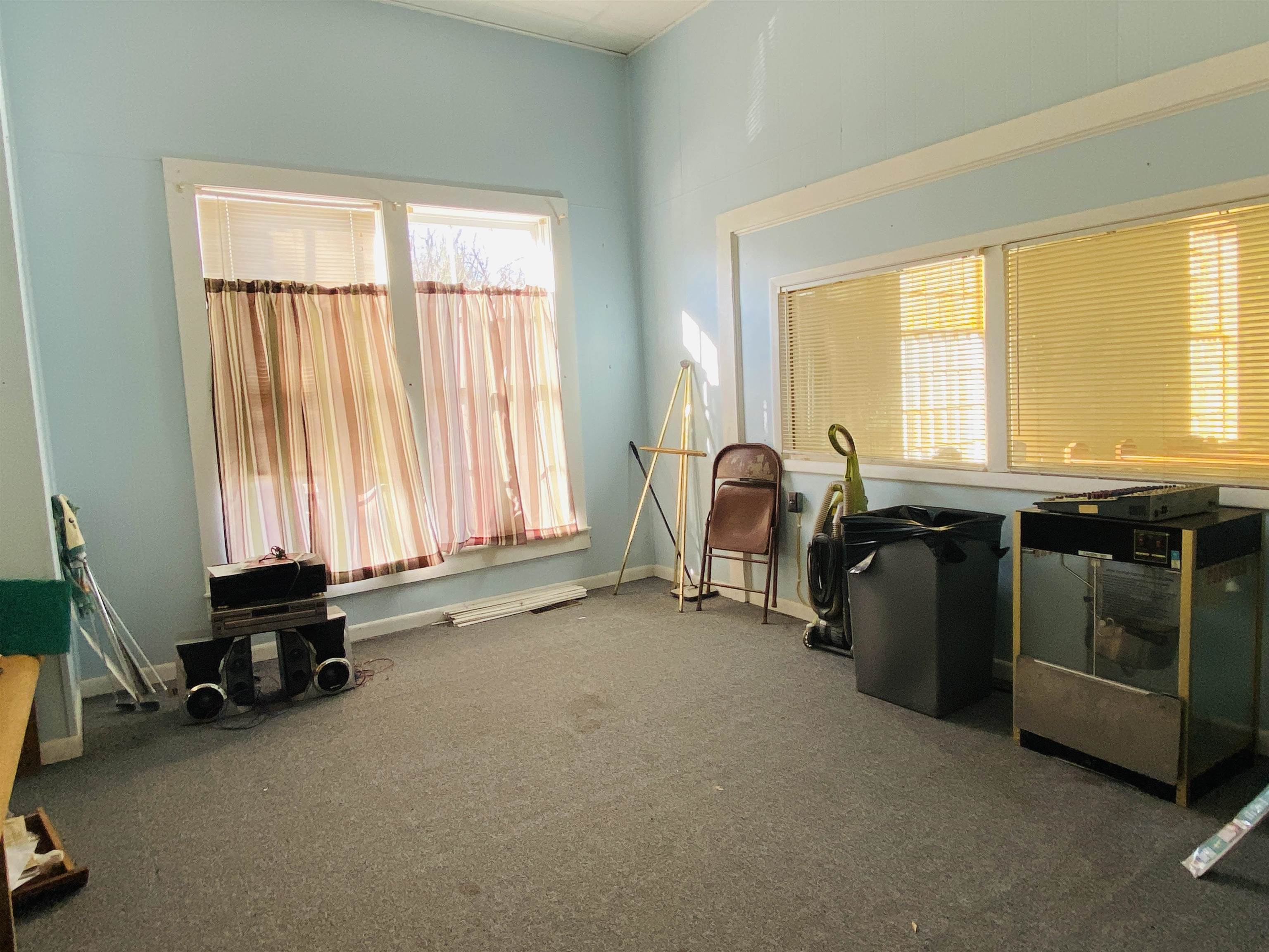 15 W First  Calico Rock, AR