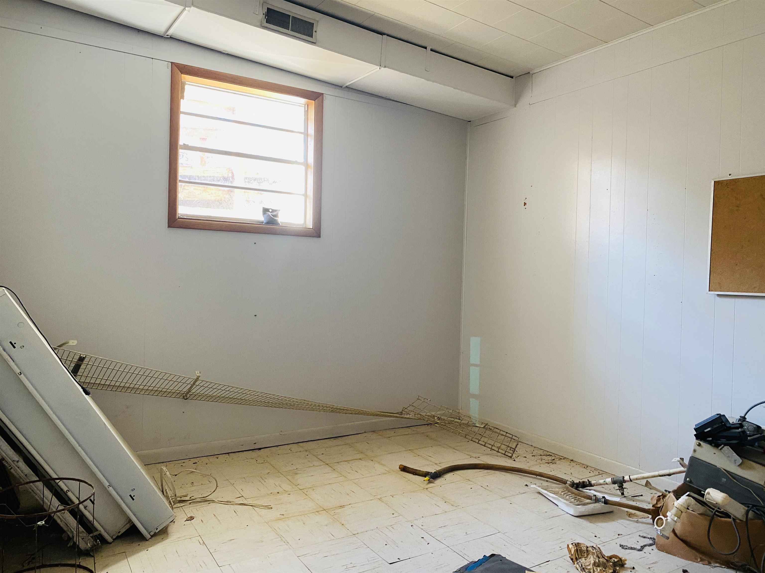 15 W First  Calico Rock, AR