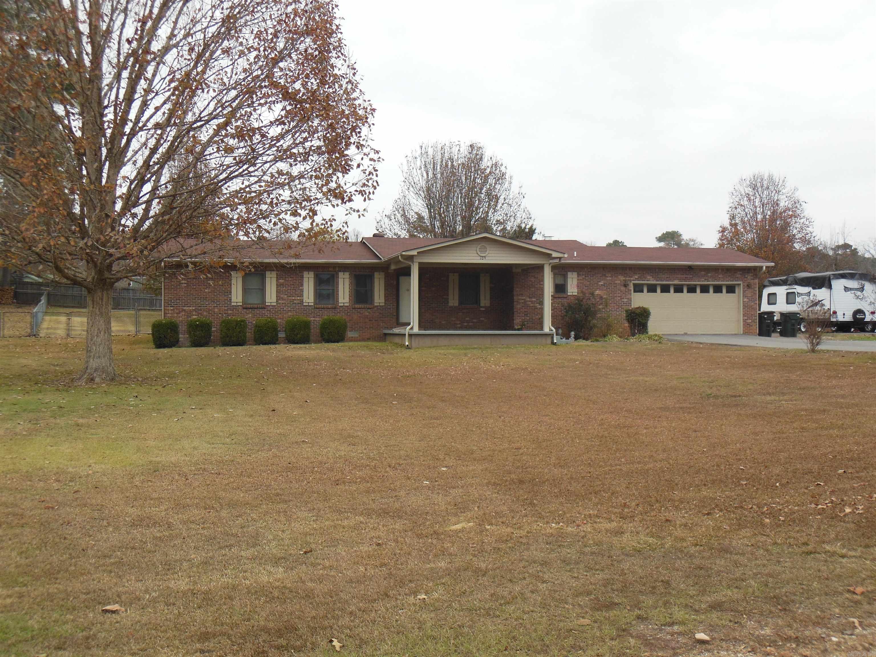 109 Circle R  Hot Springs, AR