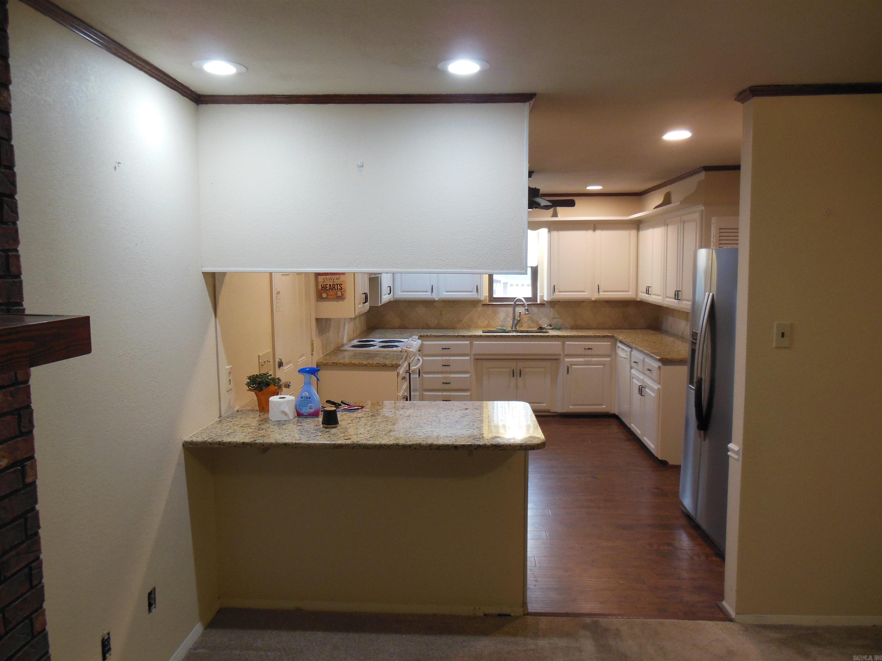 109 Circle R  Hot Springs, AR