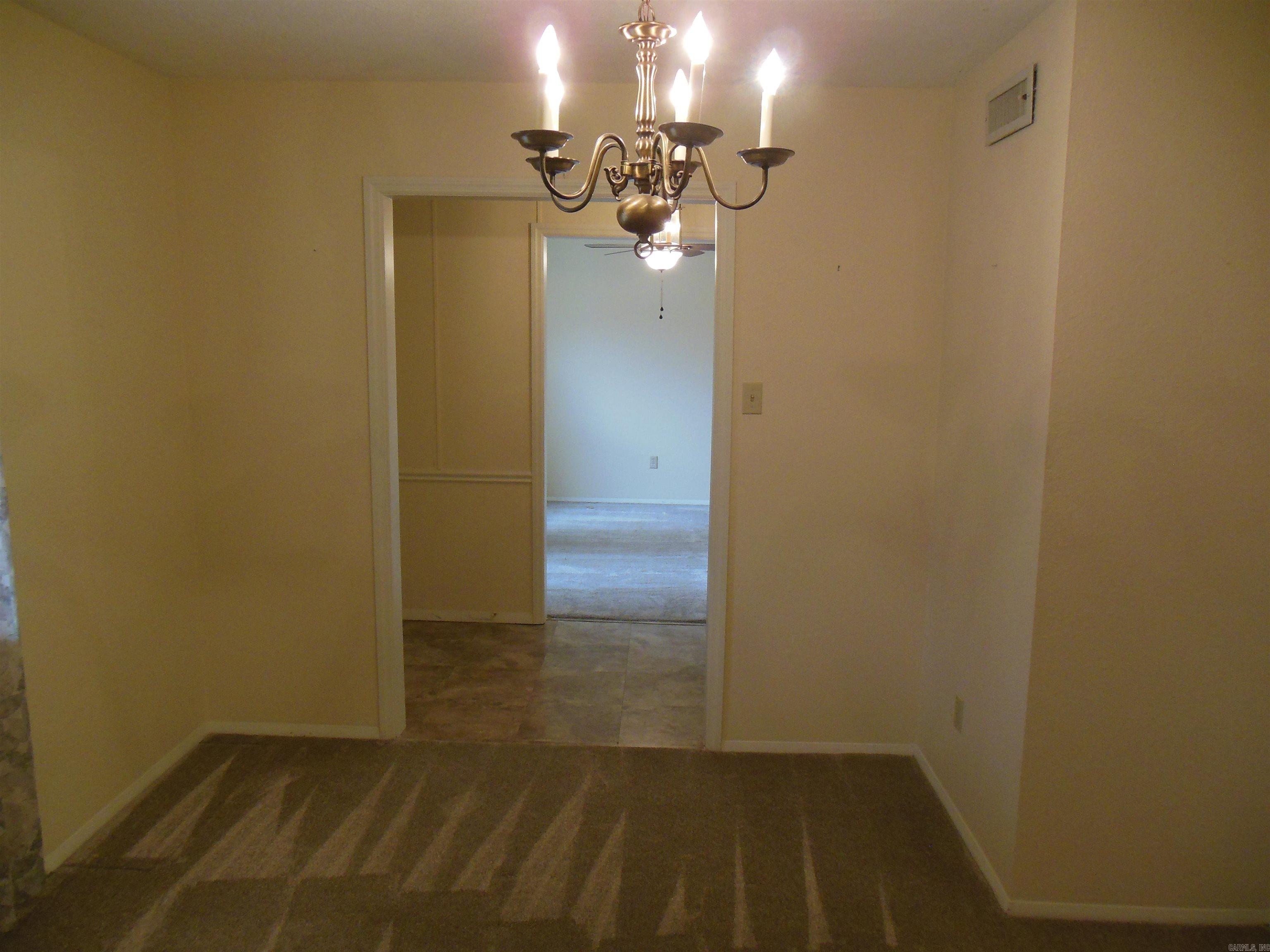 109 Circle R  Hot Springs, AR