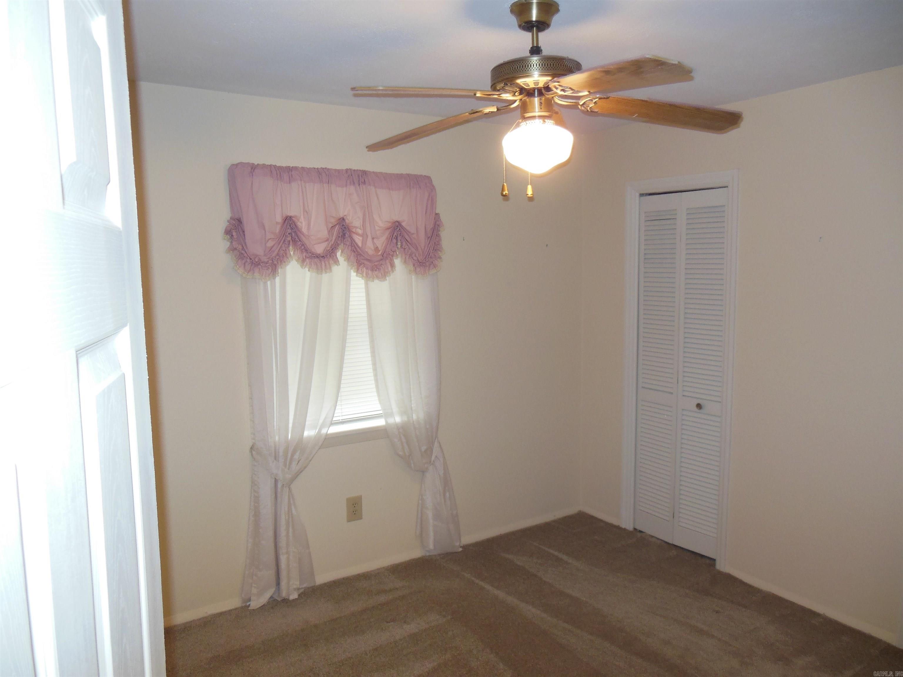 109 Circle R  Hot Springs, AR