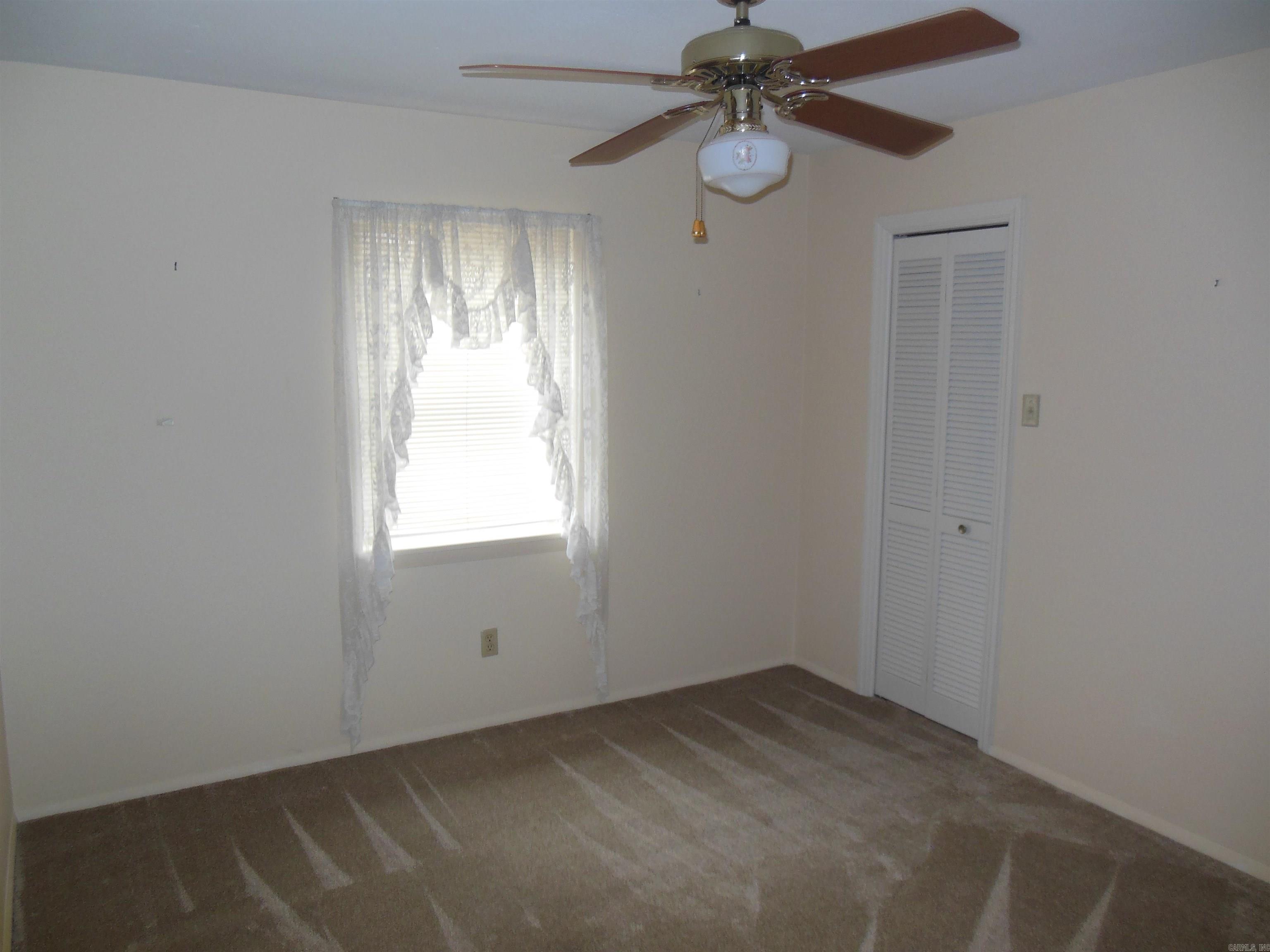 109 Circle R  Hot Springs, AR