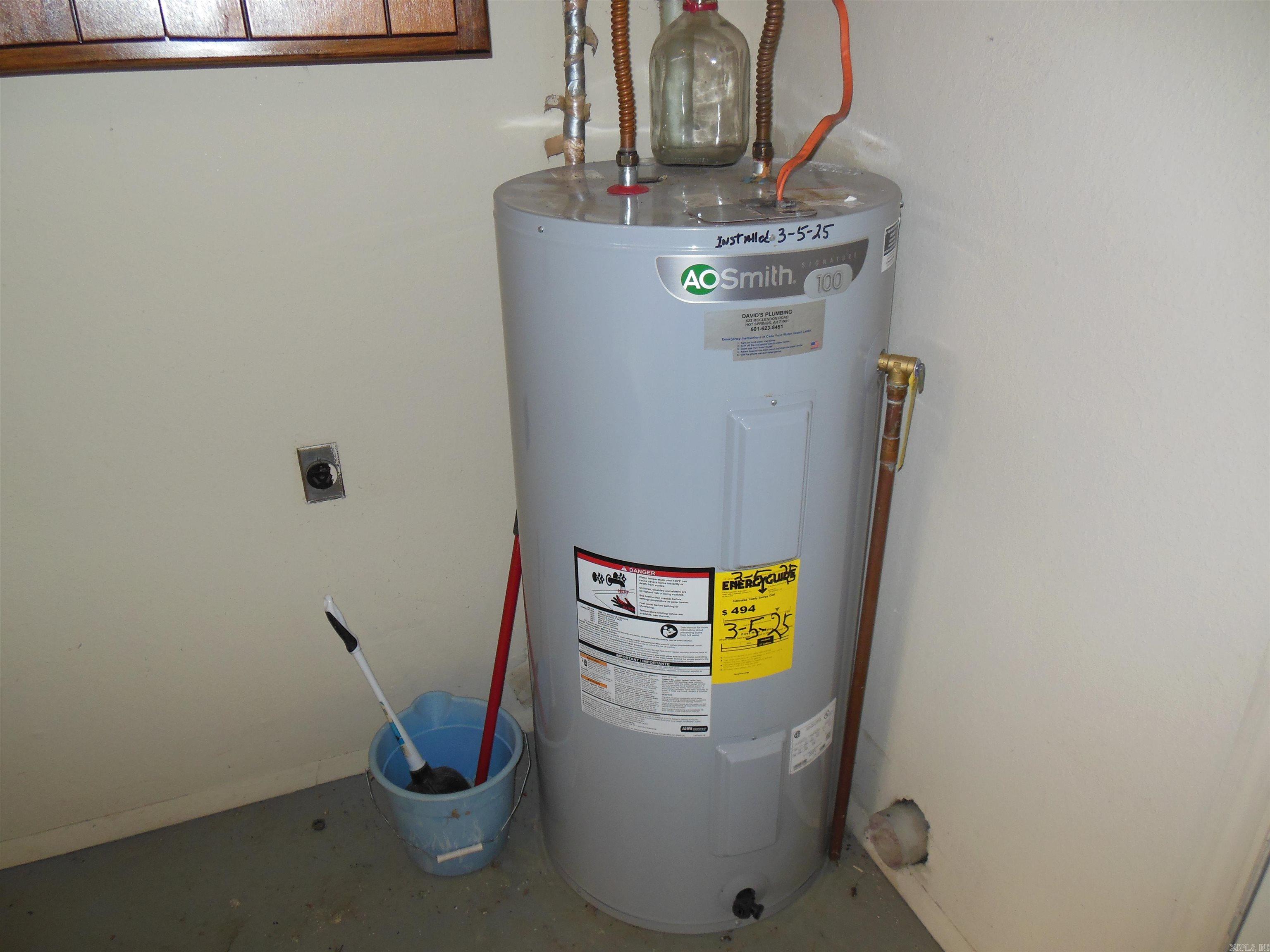 109 Circle R  Hot Springs, AR