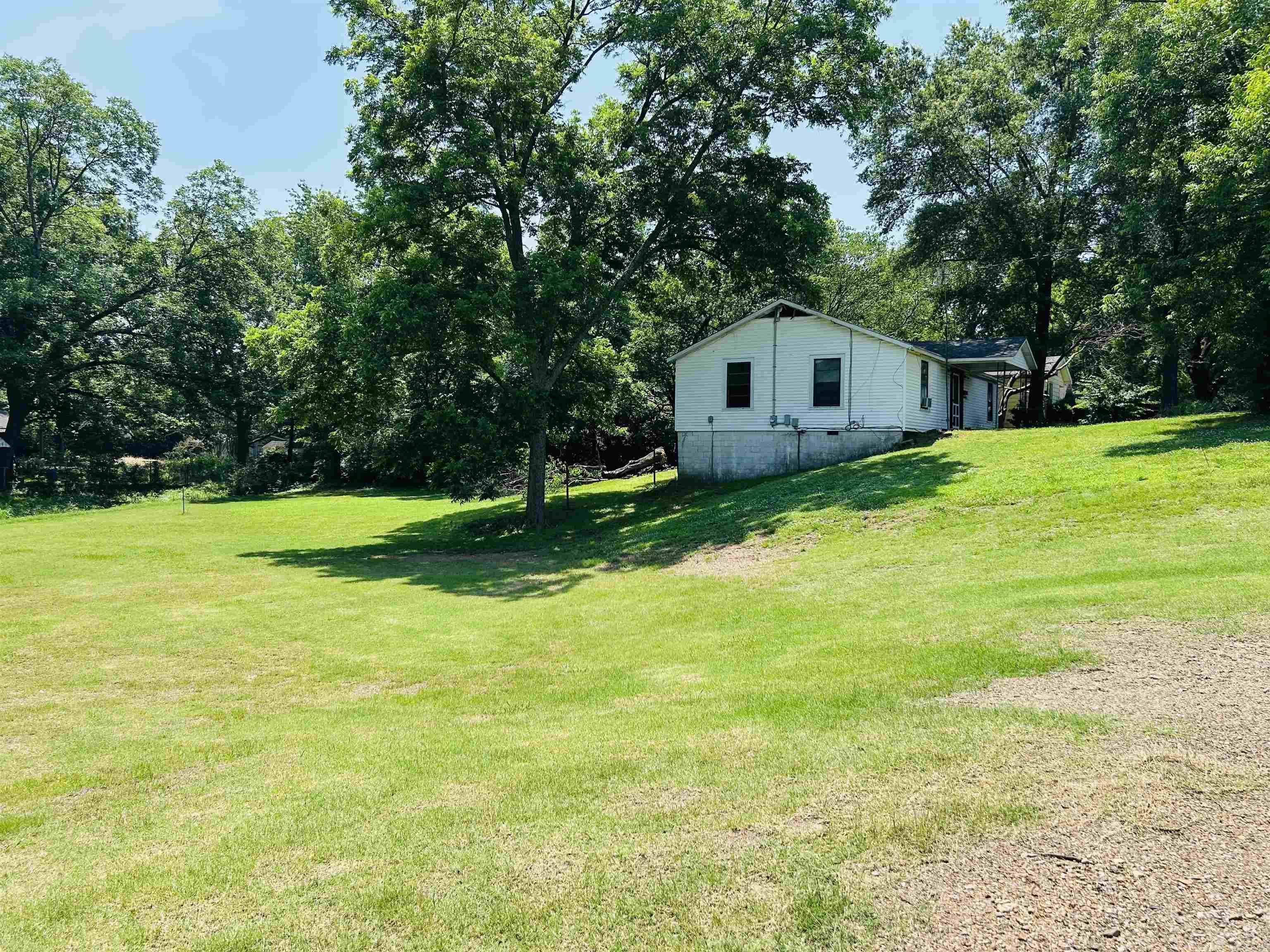 110 Saint Vincent St.  Morrilton, AR
