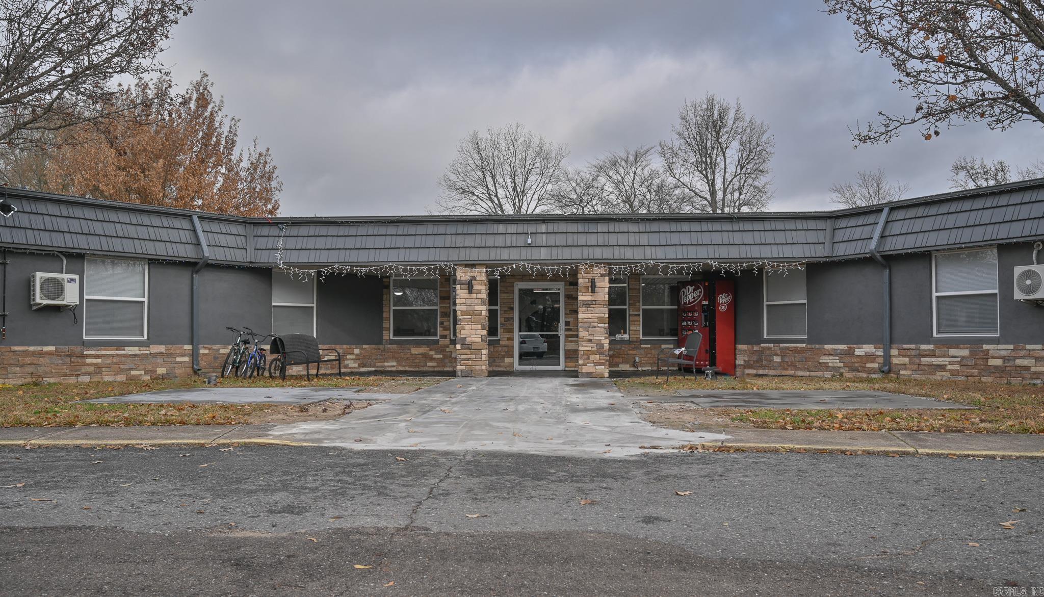 306 Hornbeck Ave  Mena, AR