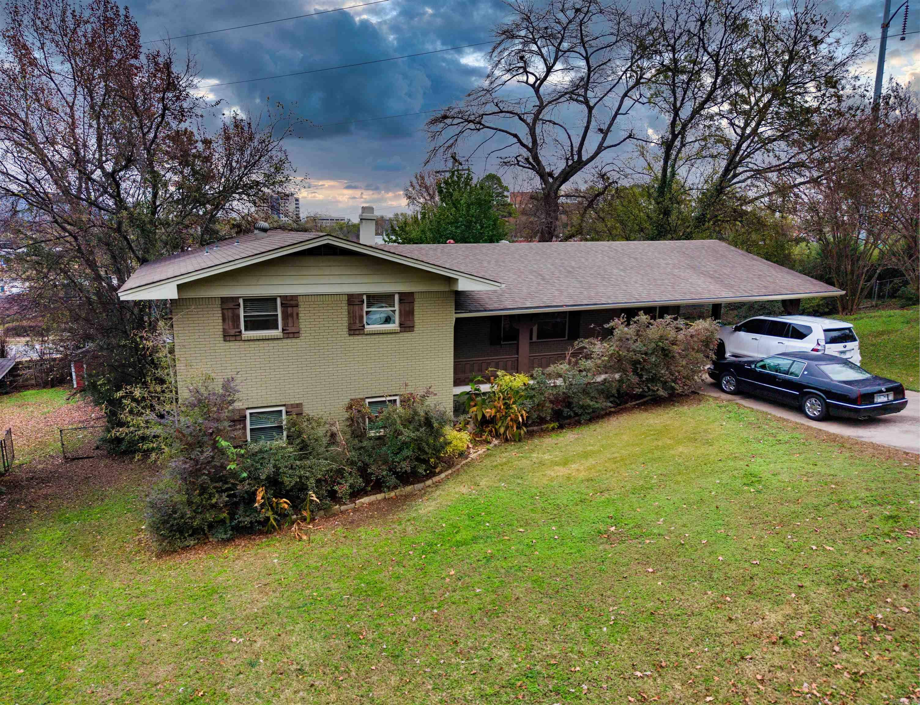 17 Oakwood  Little Rock, AR