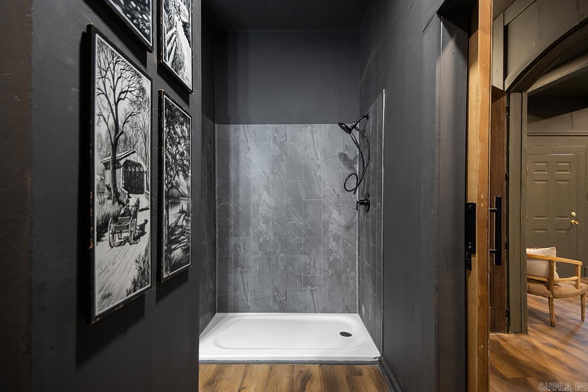 307 N 4th  Benton, AR