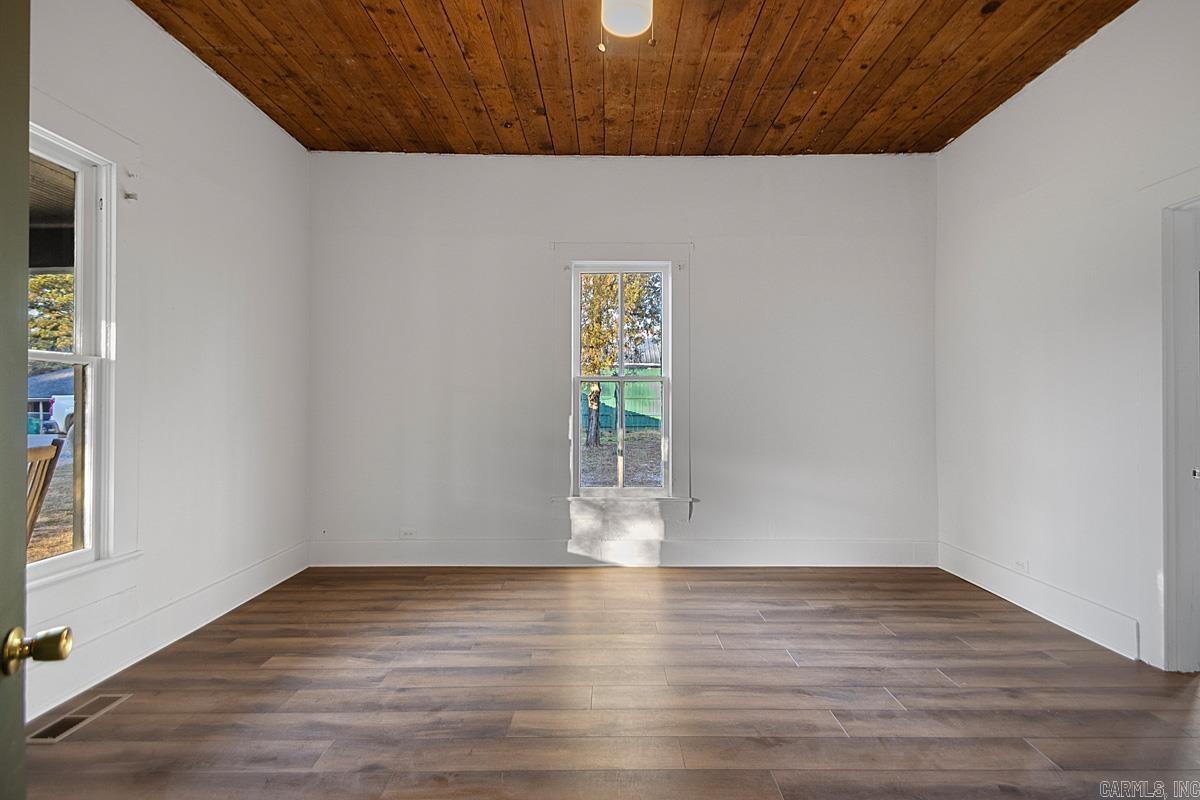 307 N 4th  Benton, AR