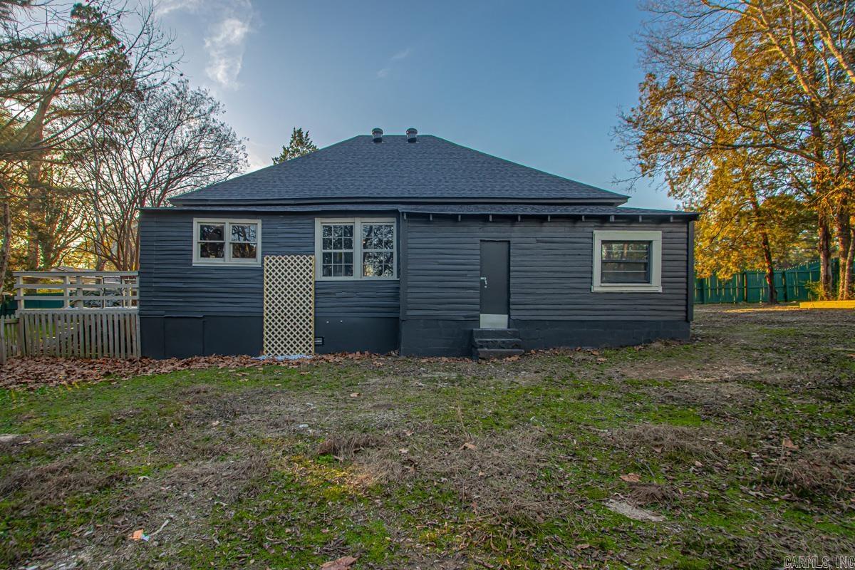 307 N 4th  Benton, AR