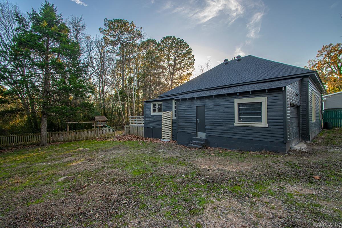 307 N 4th  Benton, AR